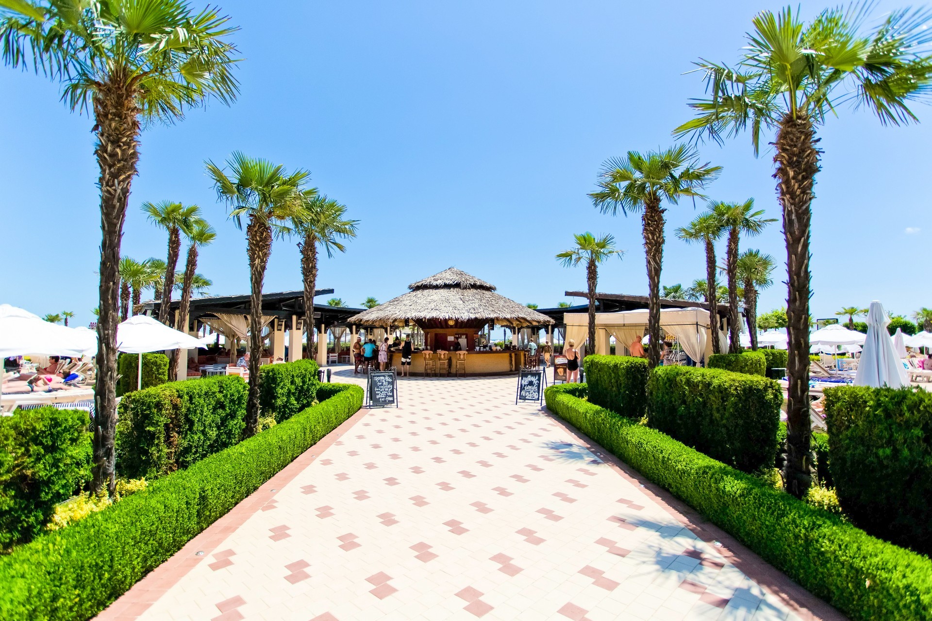 DIT MAJESTIC BEACH RESORT 16