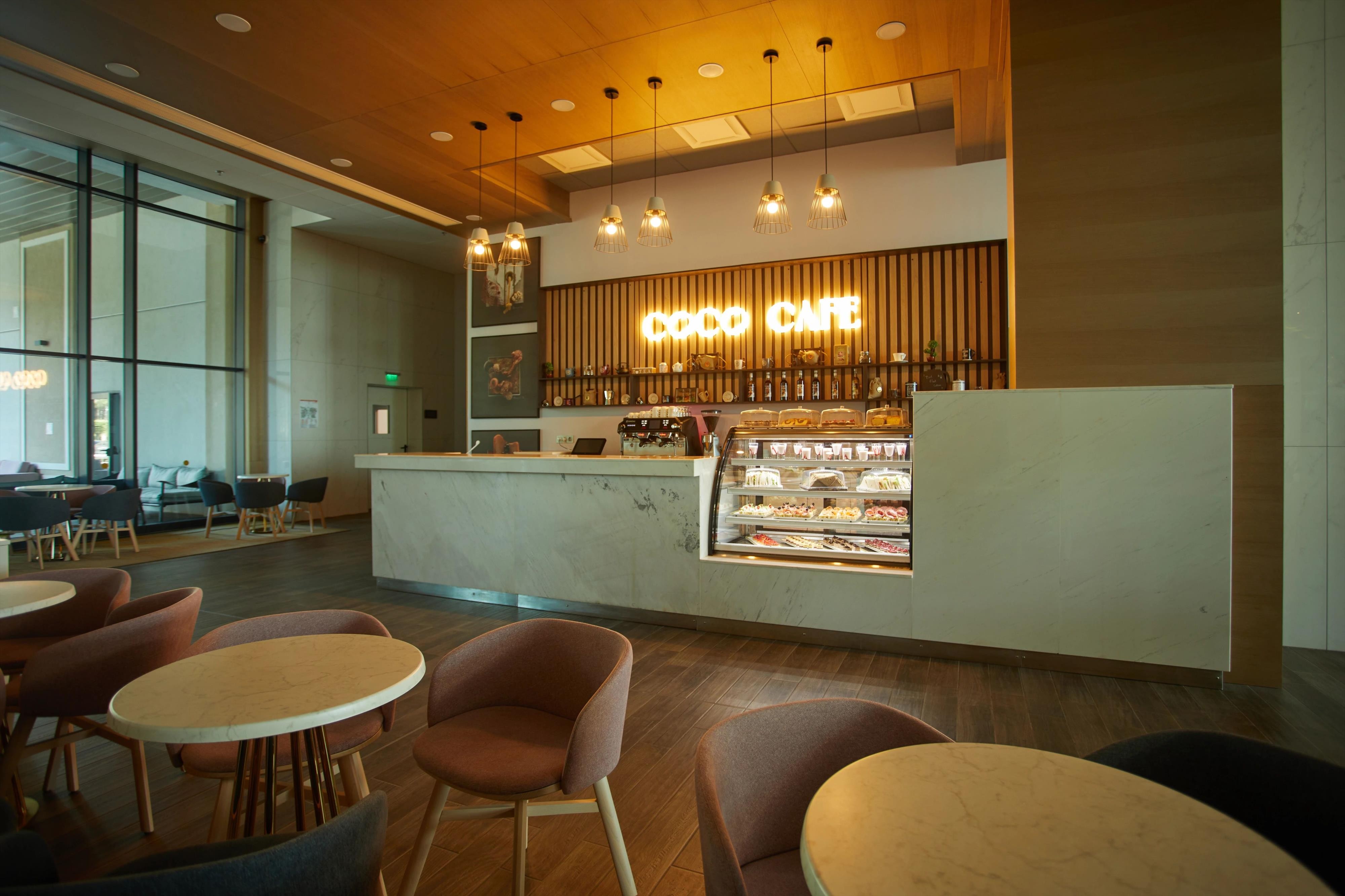 Secrets Sunny Beach Resort & Spa 14