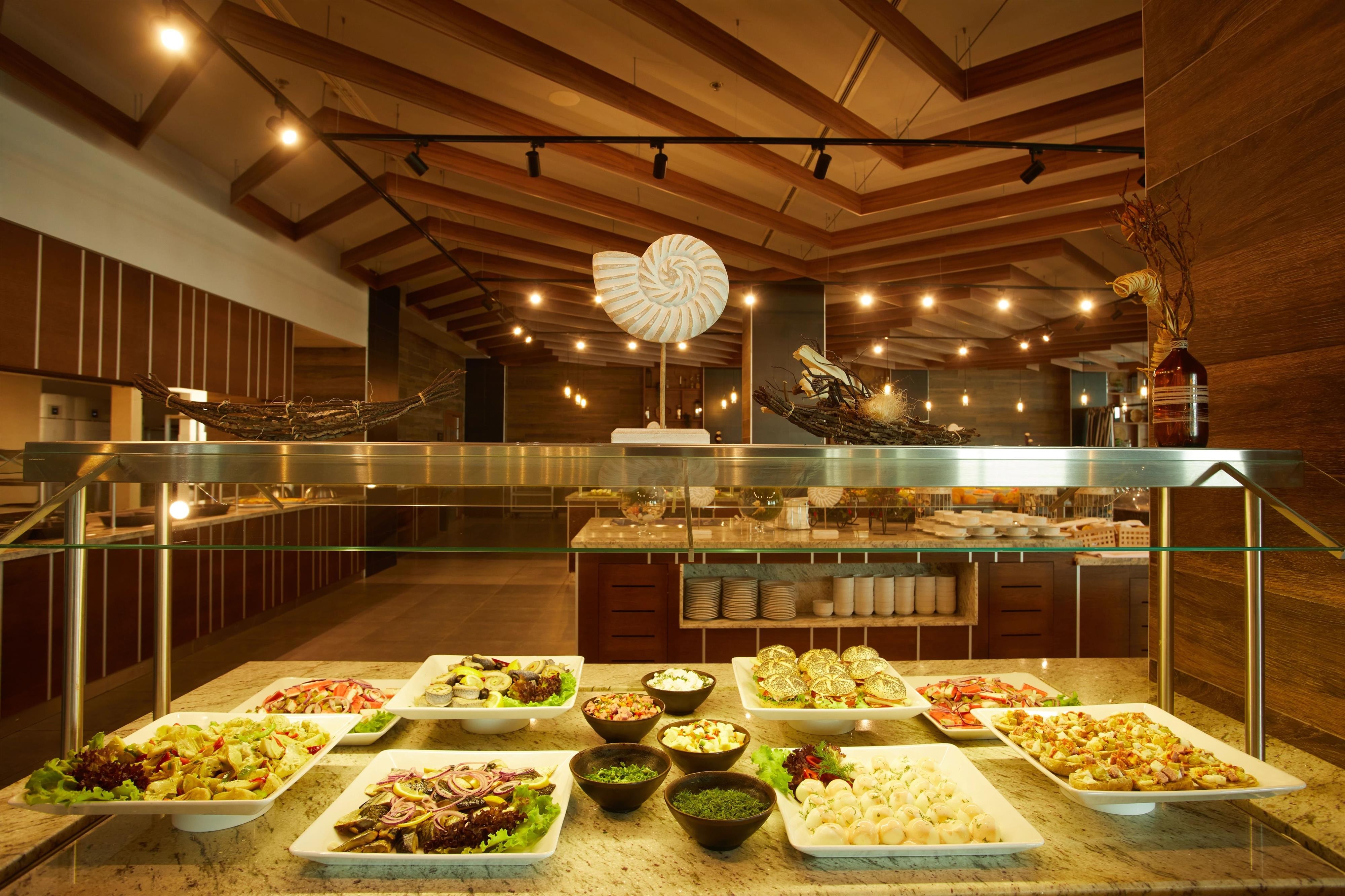 Secrets Sunny Beach Resort & Spa 11