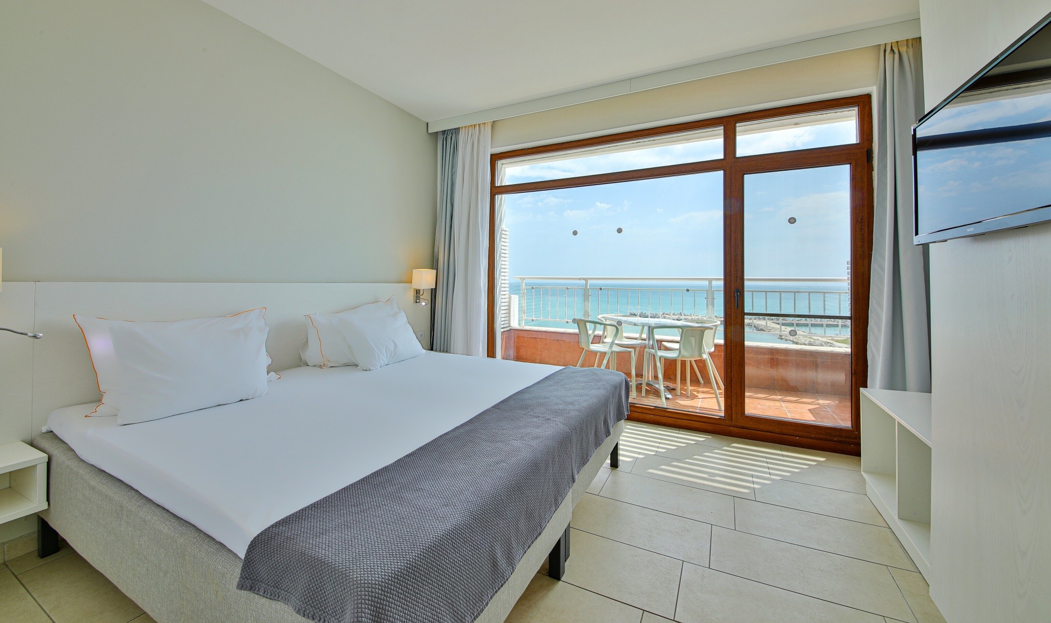 White Lagoon Resort 16