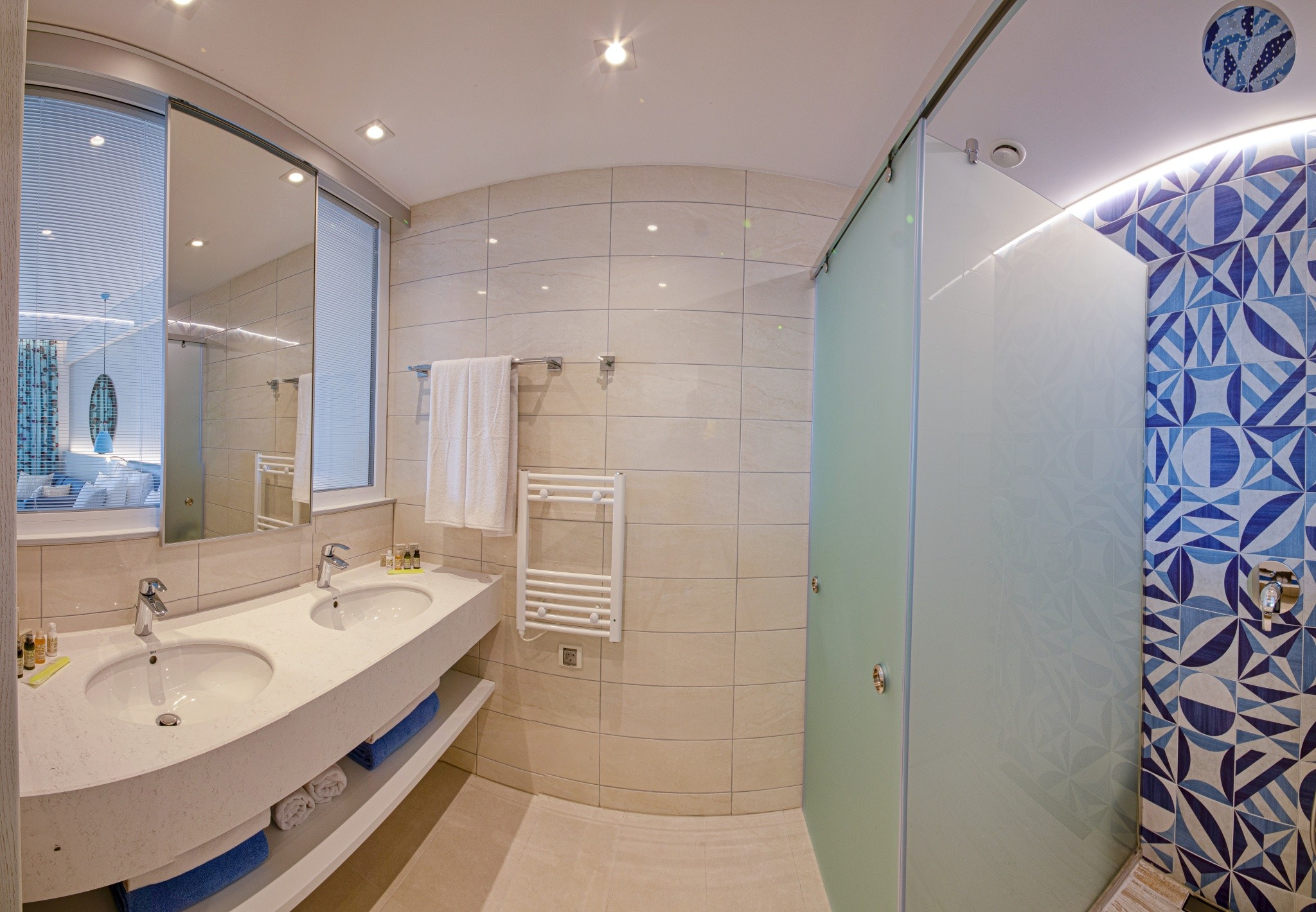 White Lagoon Resort 12