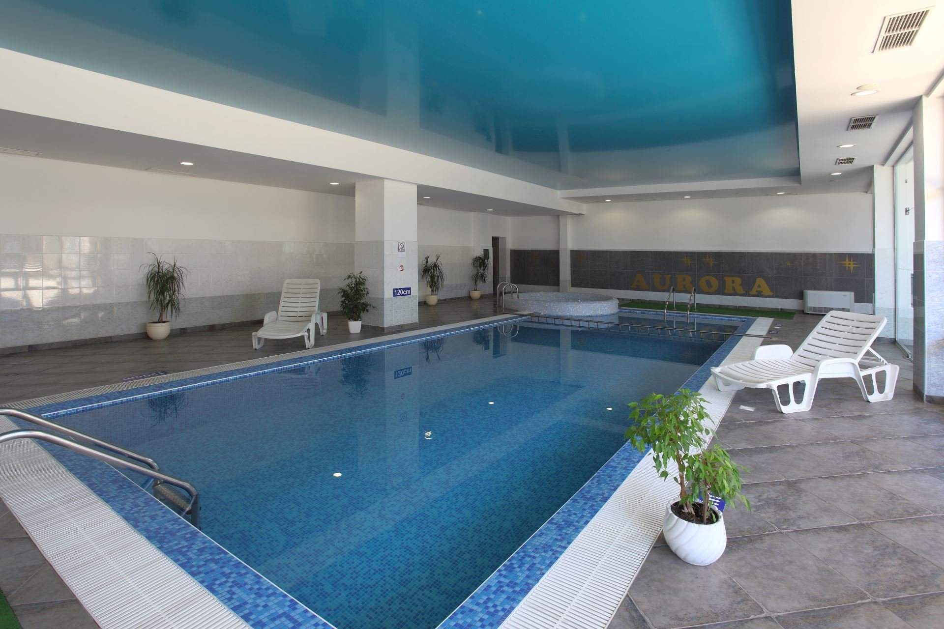 Hotel Aurora 10