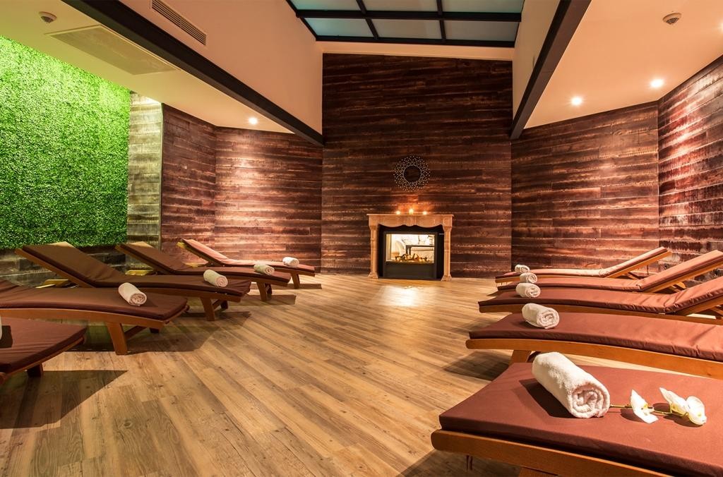 Astera Hotel & Spa 12