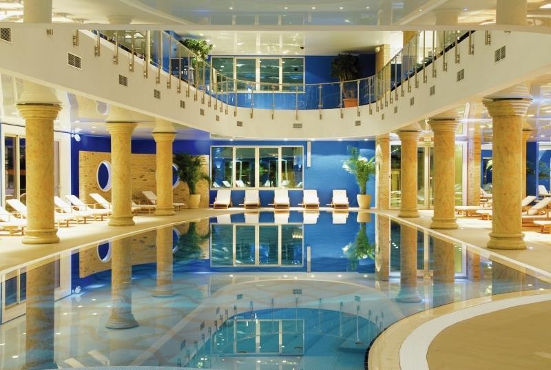 SPLENDID CONFERENCE AND SPA RESORT 8