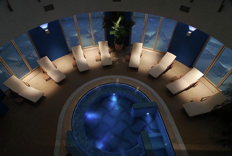 SPLENDID CONFERENCE AND SPA RESORT 9