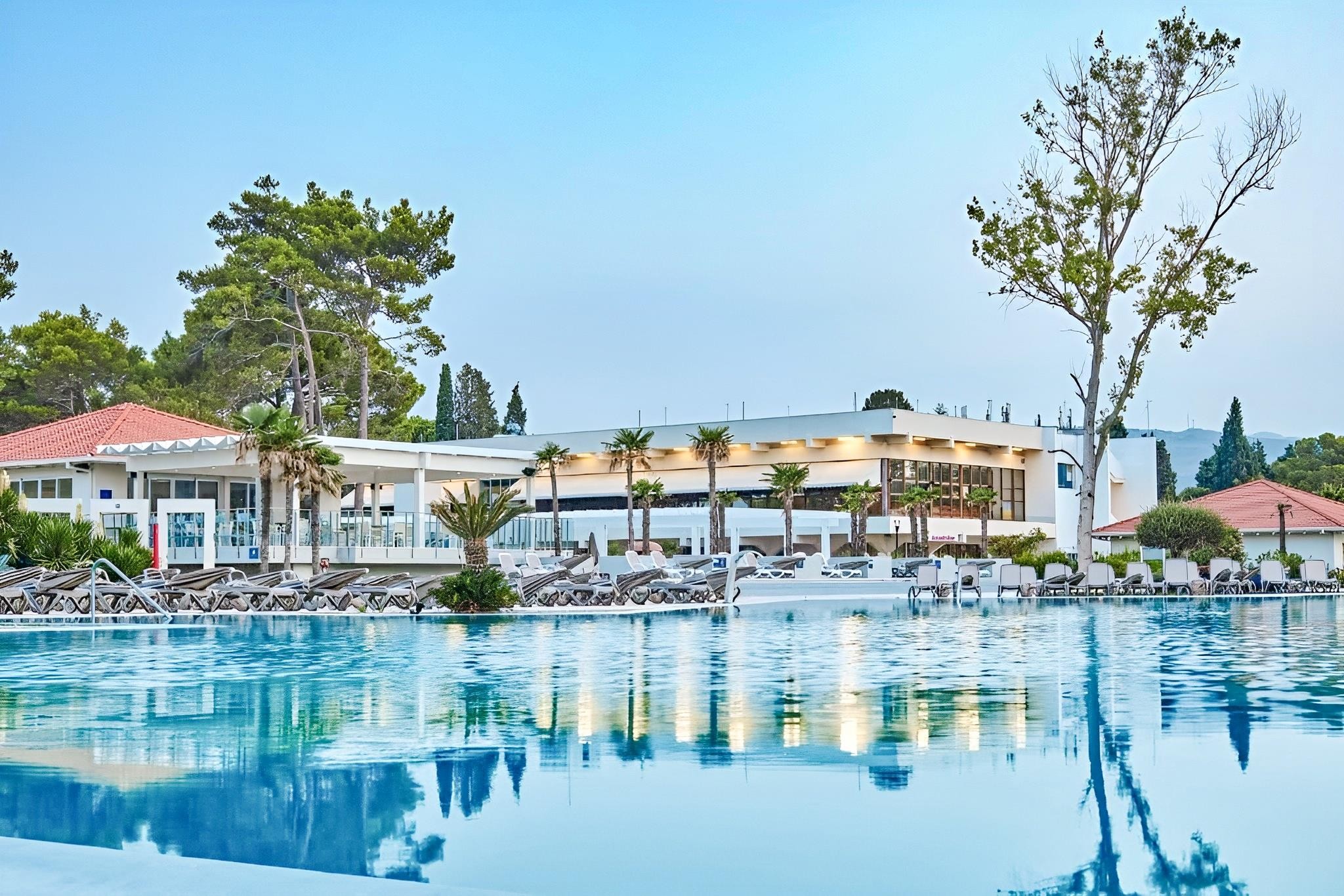 Azul Beach Resort Montenegro 16