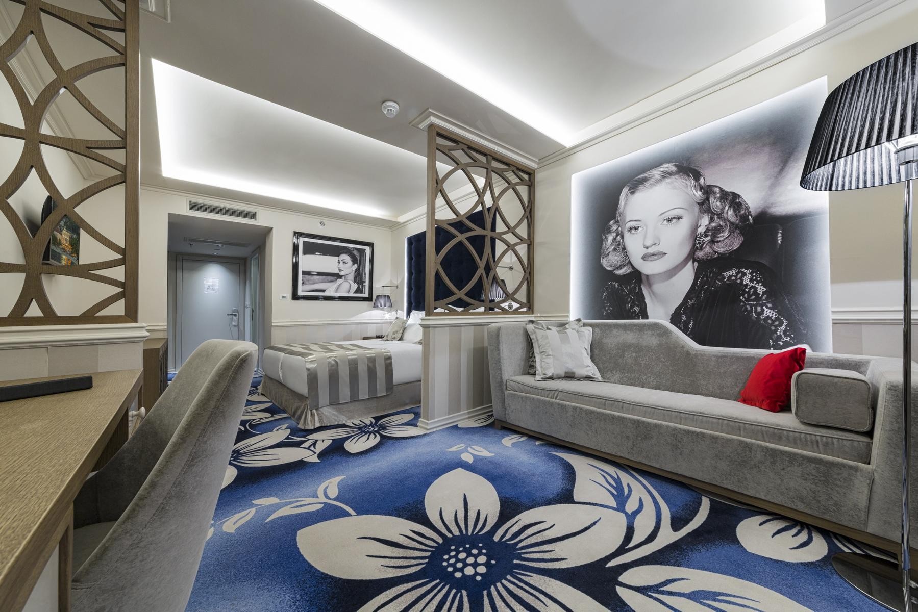 Grand Hotel Slavia 8