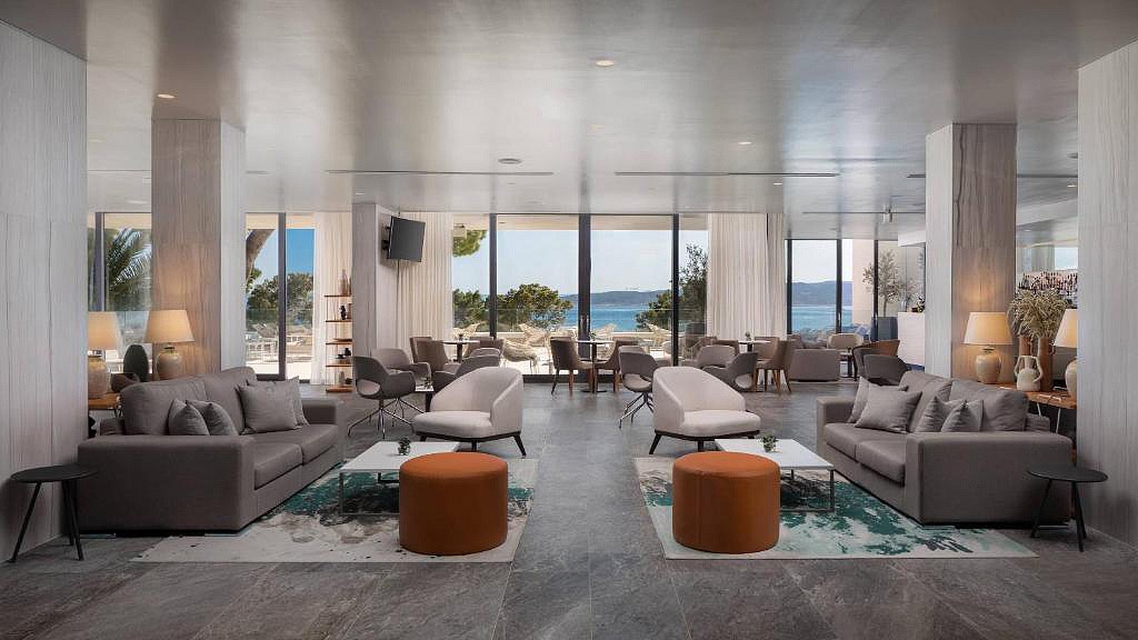 Bluesun Hotel Berulia  18