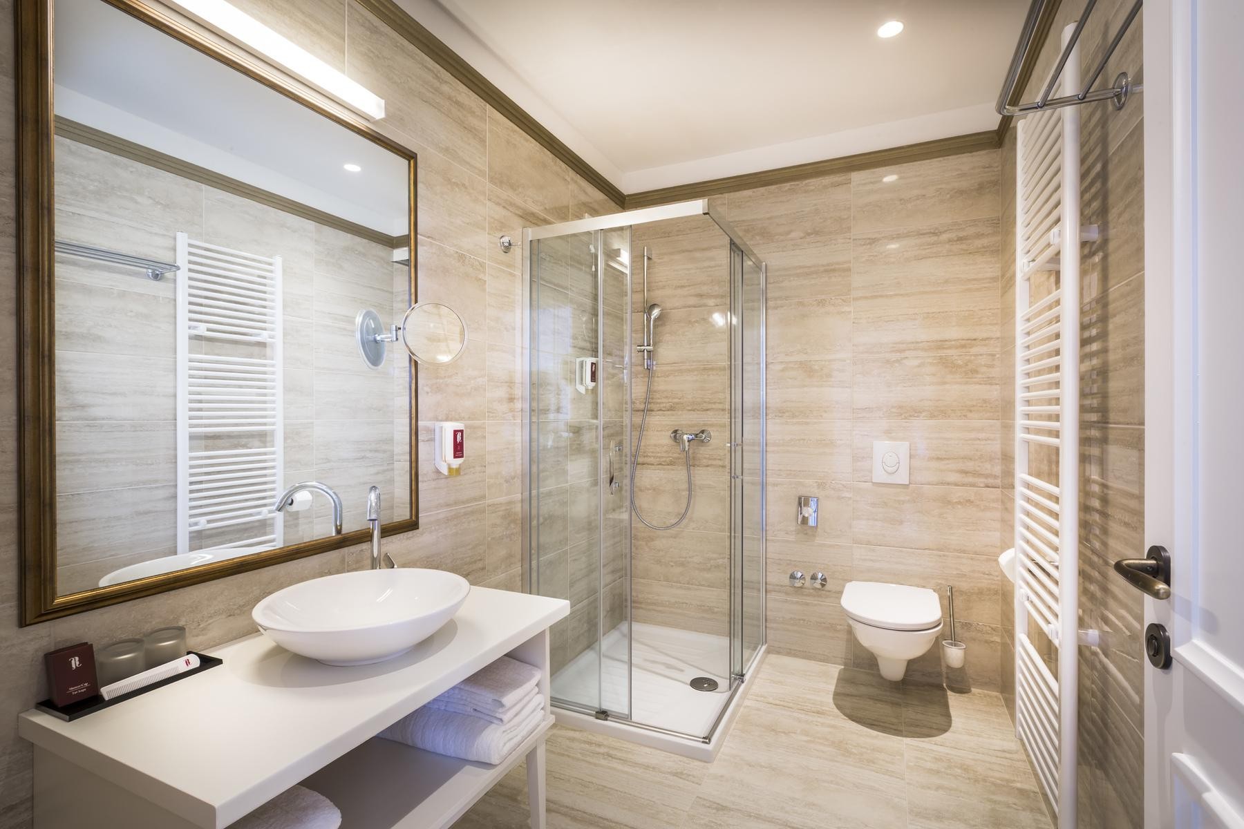 Hotel Palace Bellevue 12