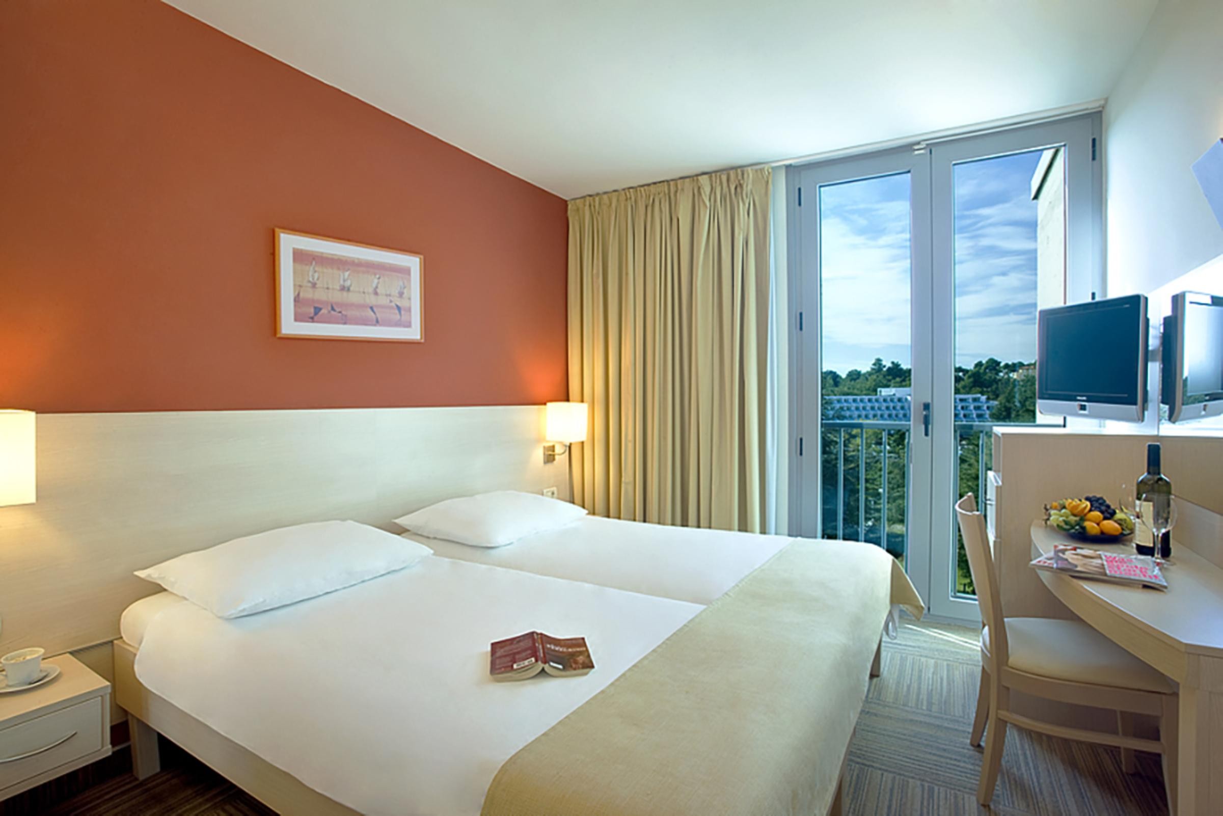 Crystal Sunny Hotel by Valamar 8