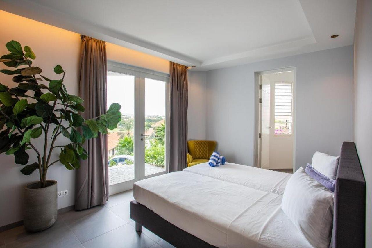 Blue Bay Curacao Golf and Beach Resort 9