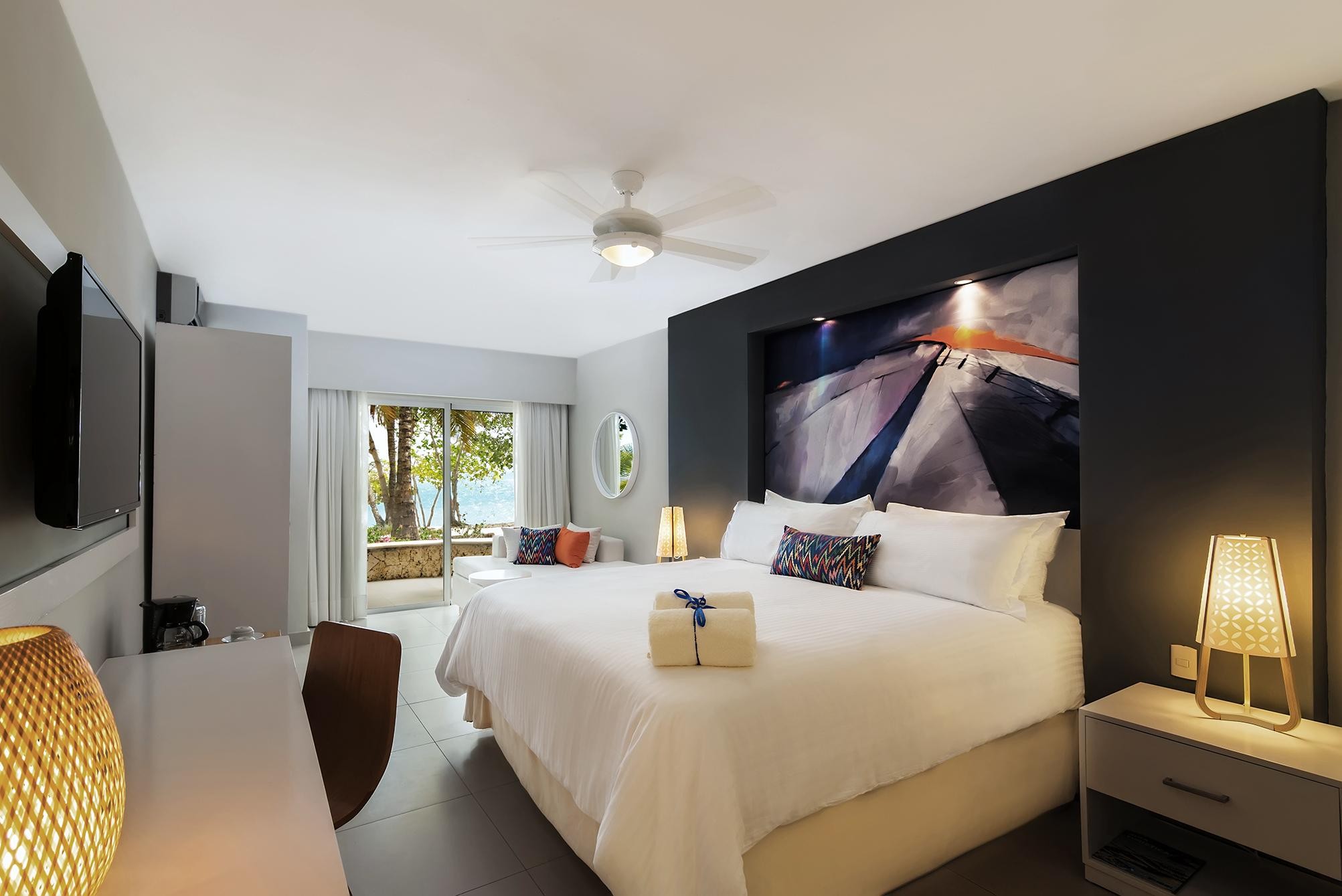 Emotions an Expression of Hodelpa Juan Dolio