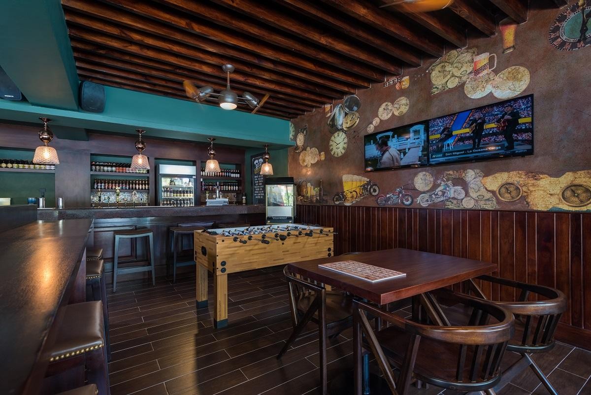 Emotions an Expression of Hodelpa Juan Dolio 7