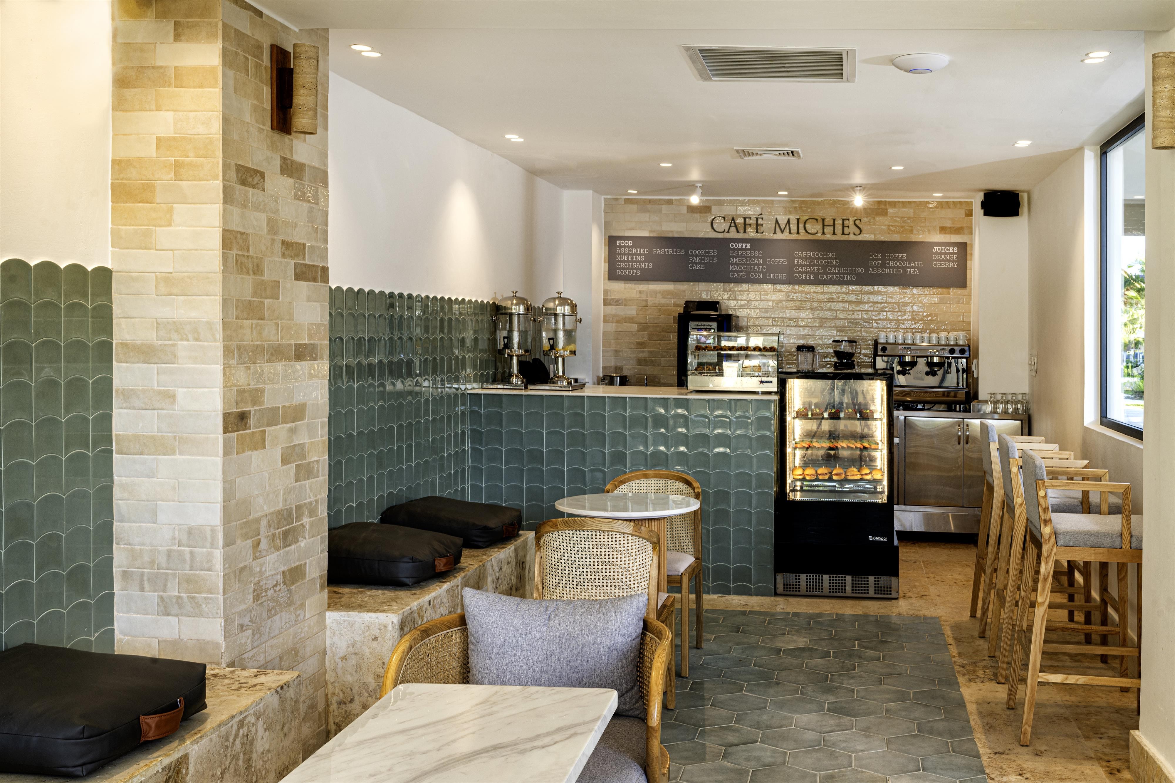 Viva Wyndham Miches 18