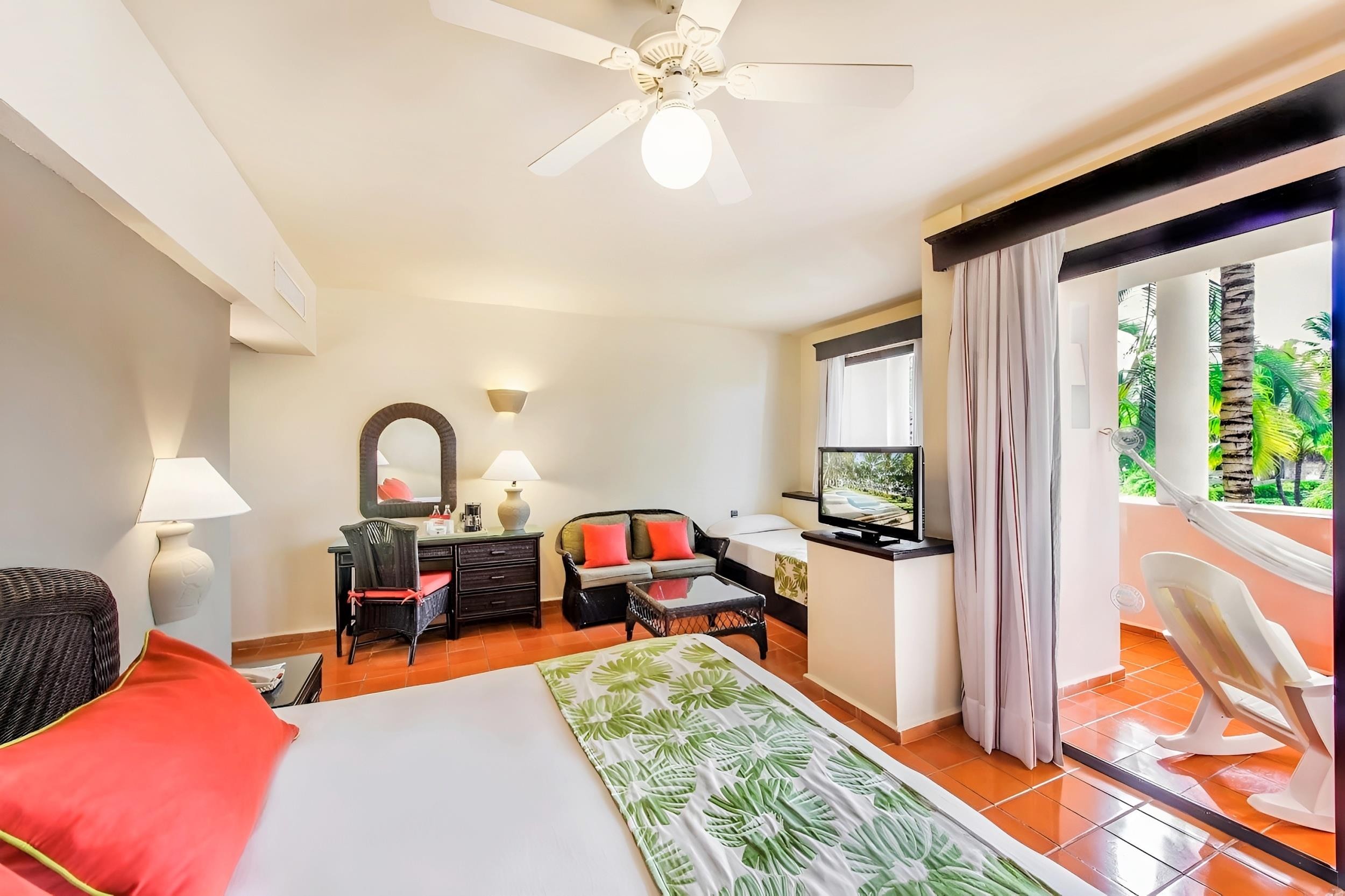 Catalonia Bavaro Beach & Golf Resort 12