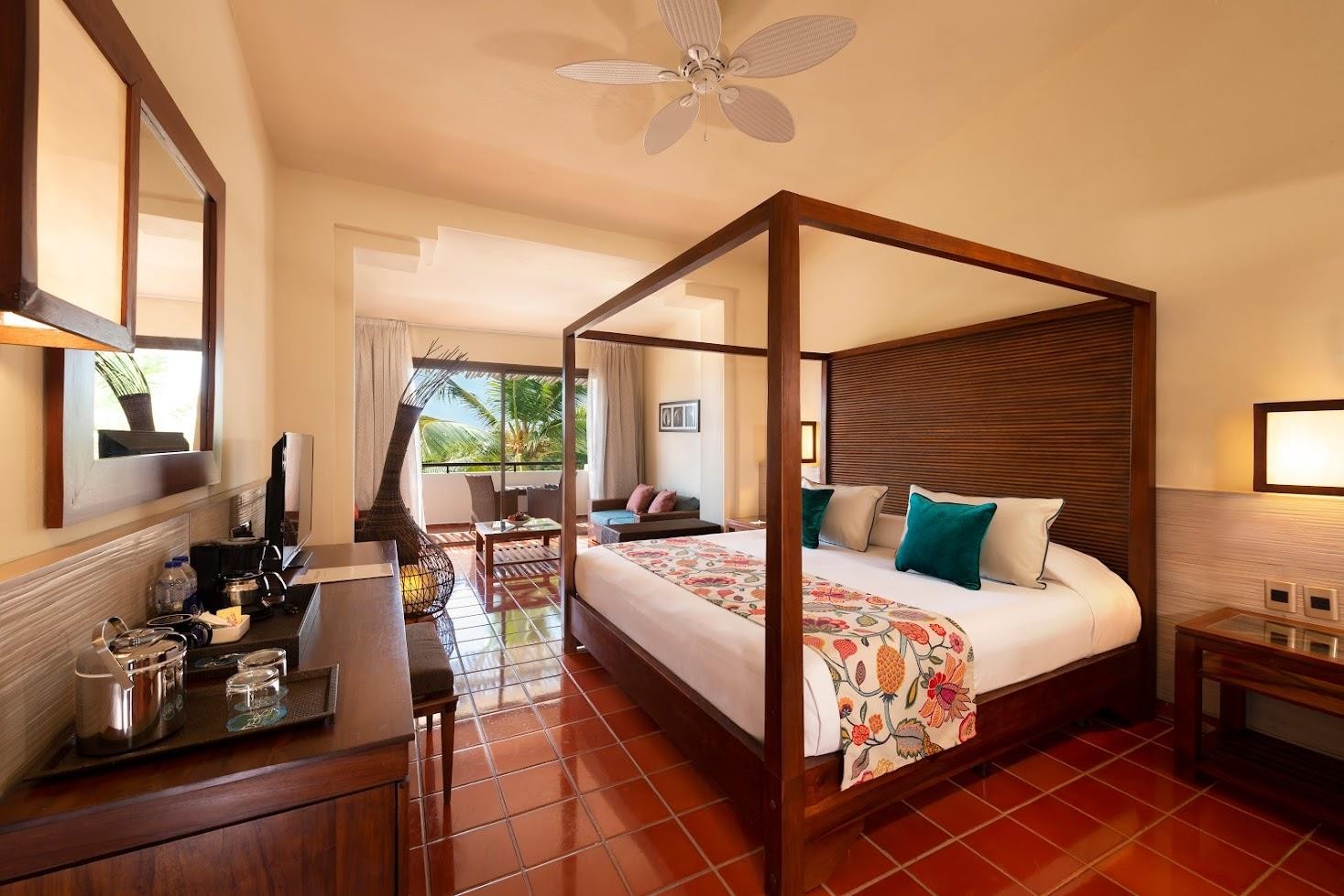 Catalonia Royal Bavaro 14