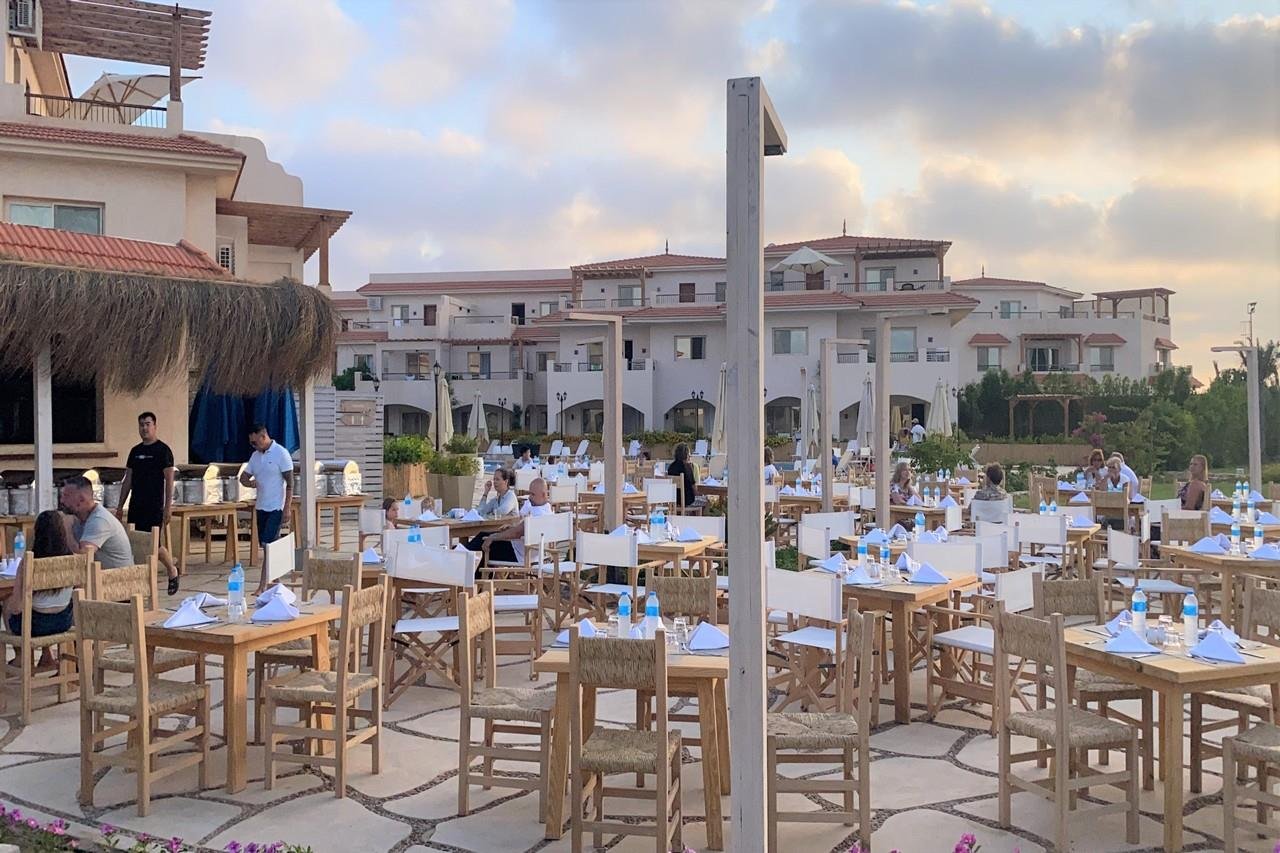 Aqua Heneish Beach Resort 13