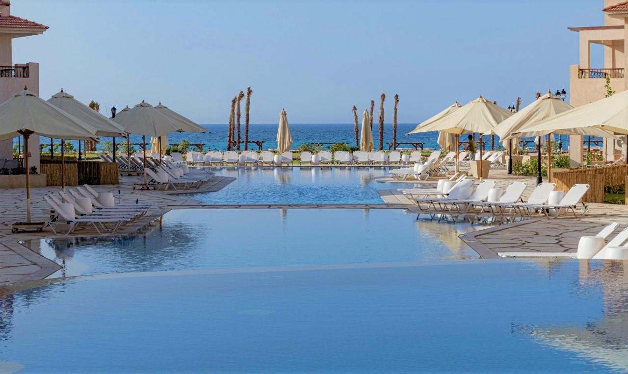 Aqua Heneish Beach Resort 7