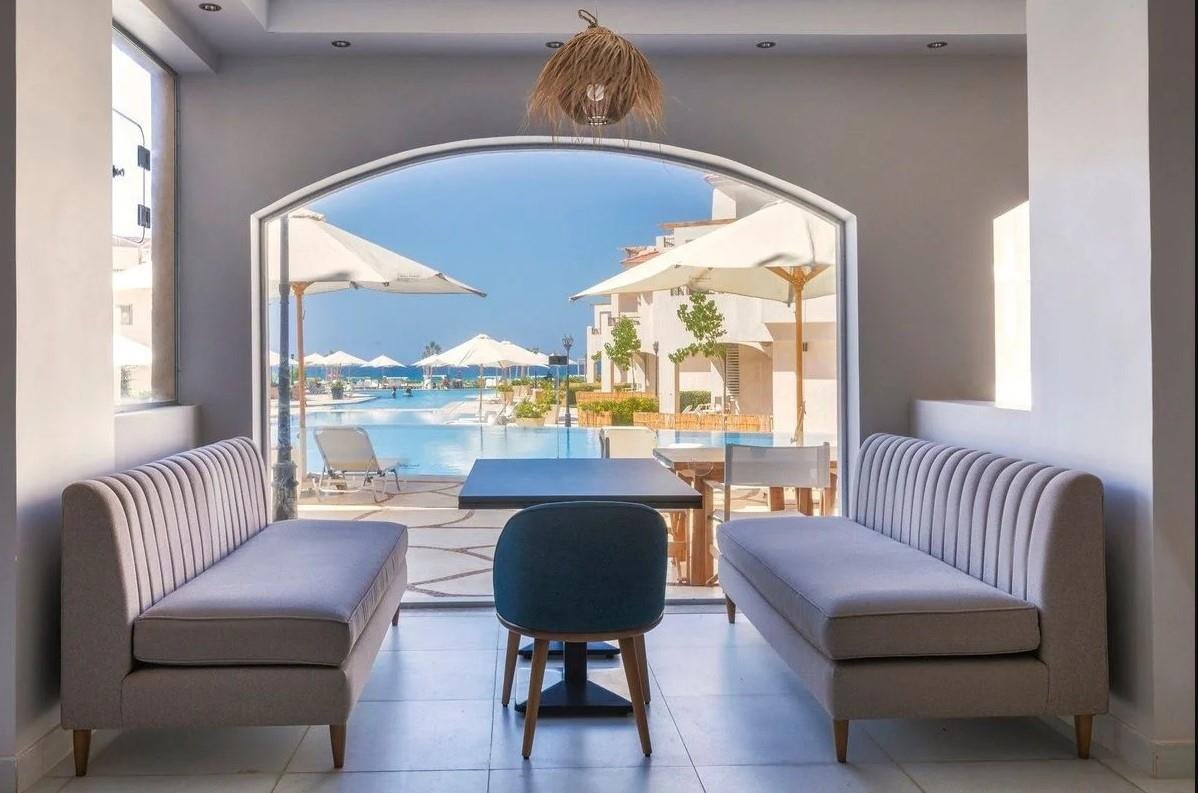 Aqua Heneish Beach Resort 14