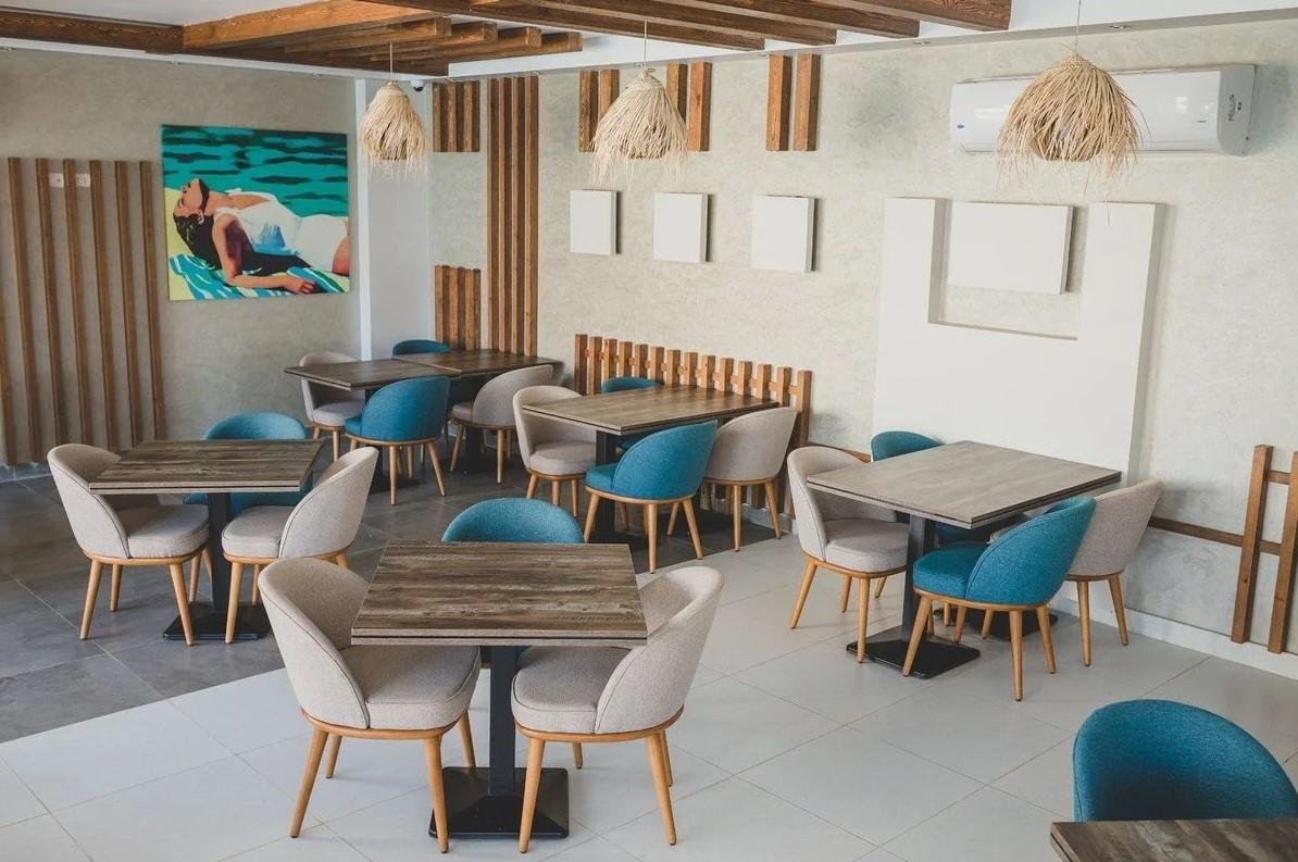 Aqua Heneish Beach Resort 12