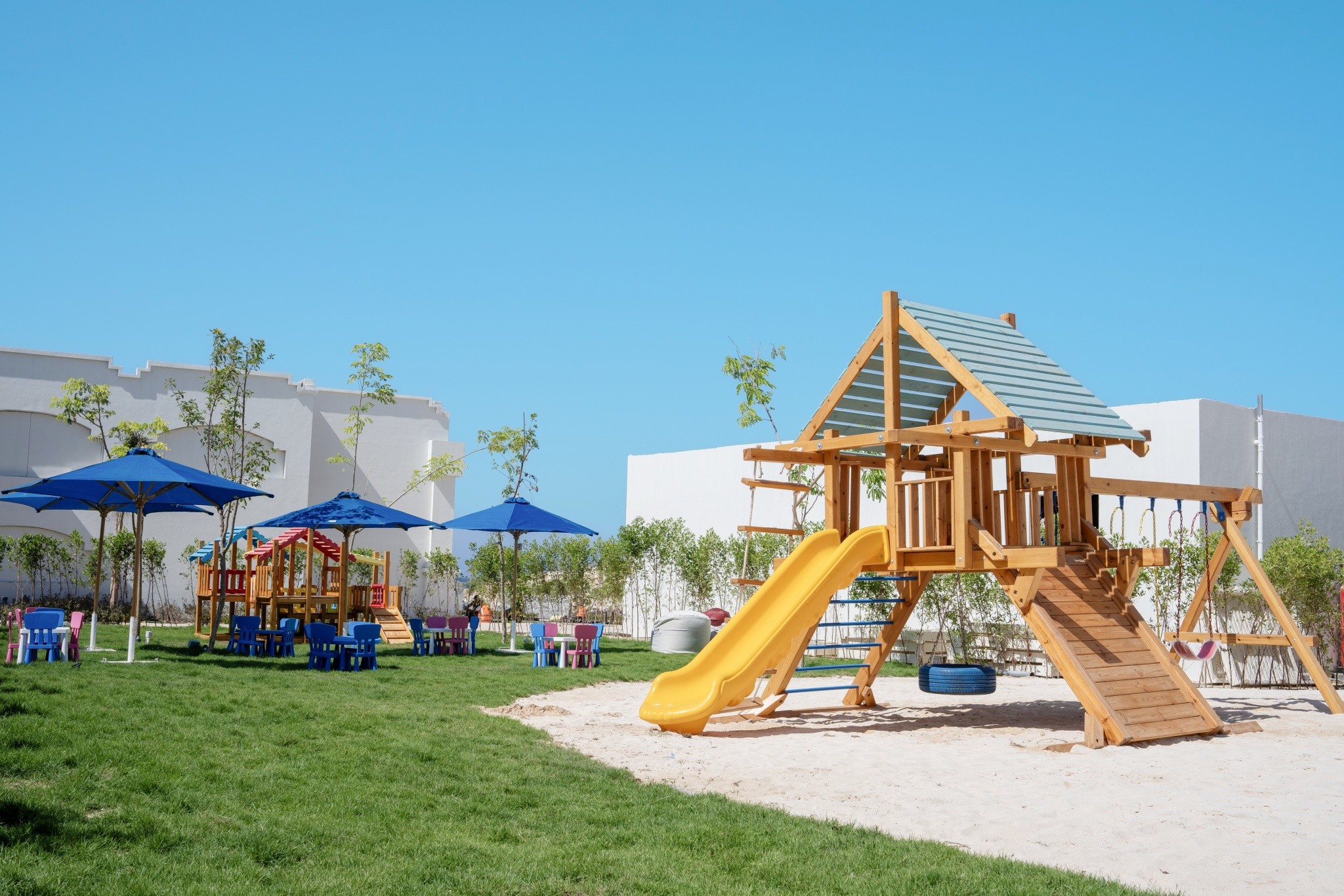 Cleopatra Sidi Heneish 26