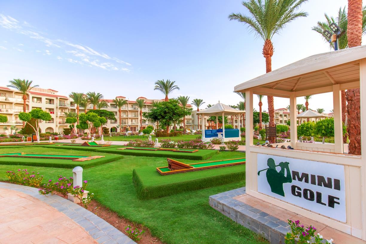 Pickalbatros Dana Beach Resort 38