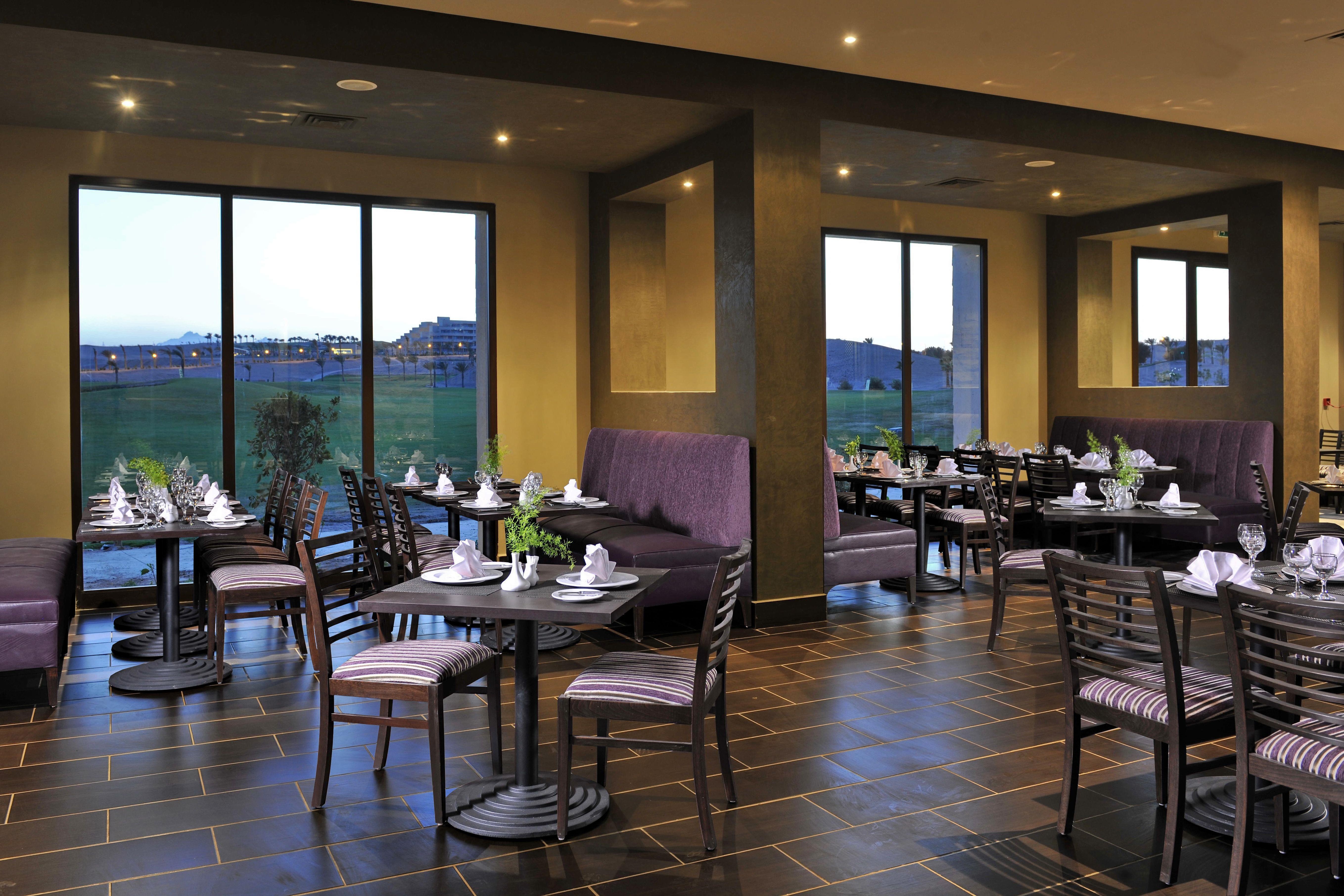 Jaz Makadi Saraya Palms 8