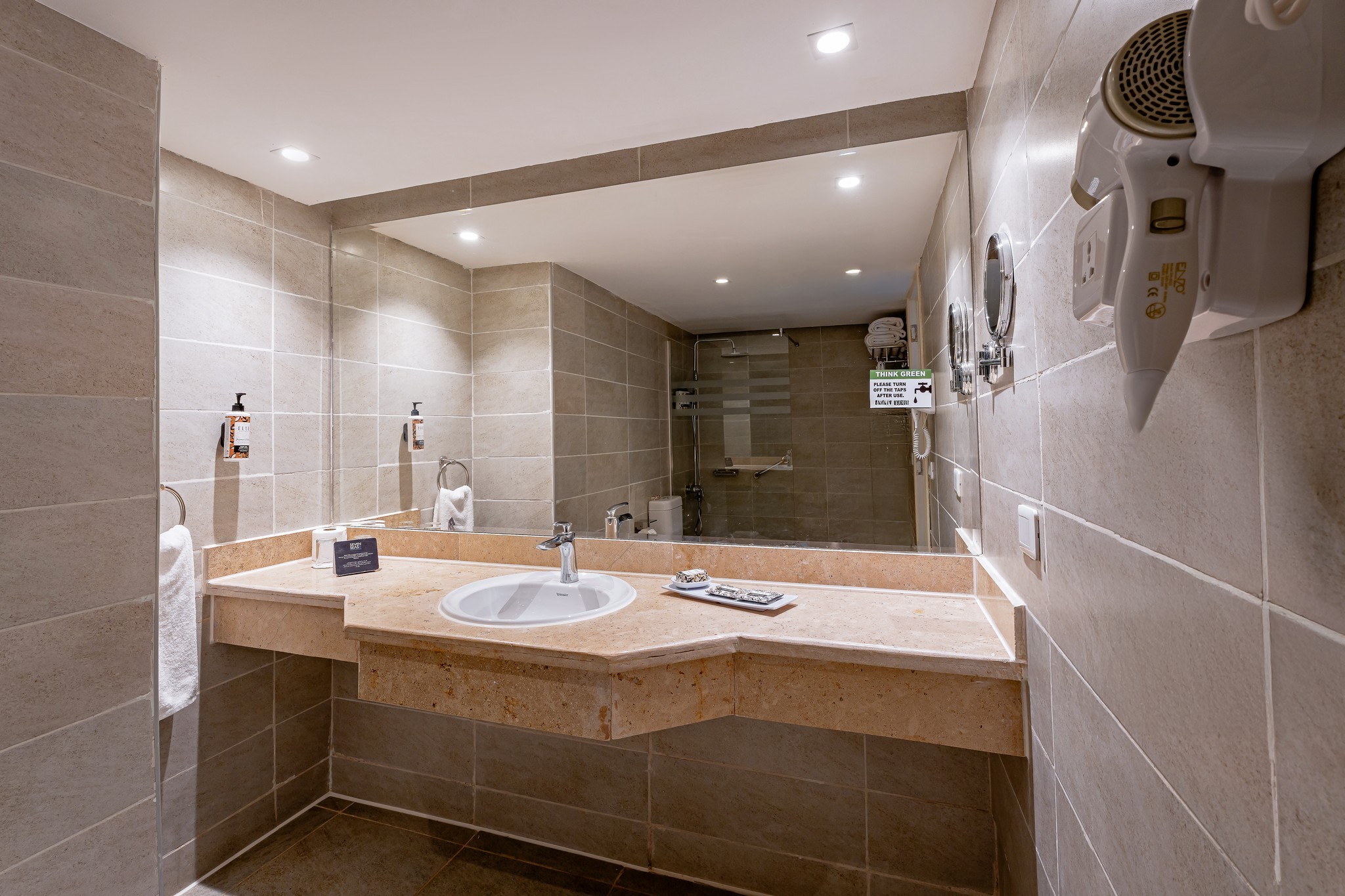 Seven Seas Jolie Bay (ex. Aqua Mondo Abu Soma) 16