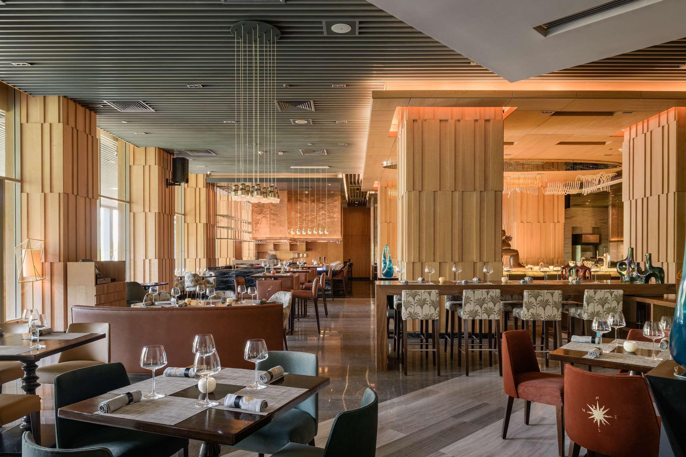 Dusit Thani LakeView Cairo 15