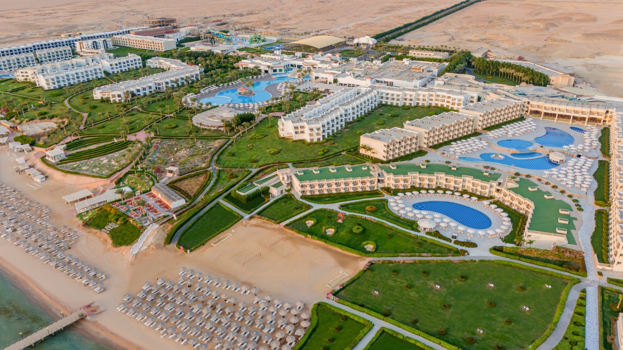 Sirena Beach Resort & Spa 32