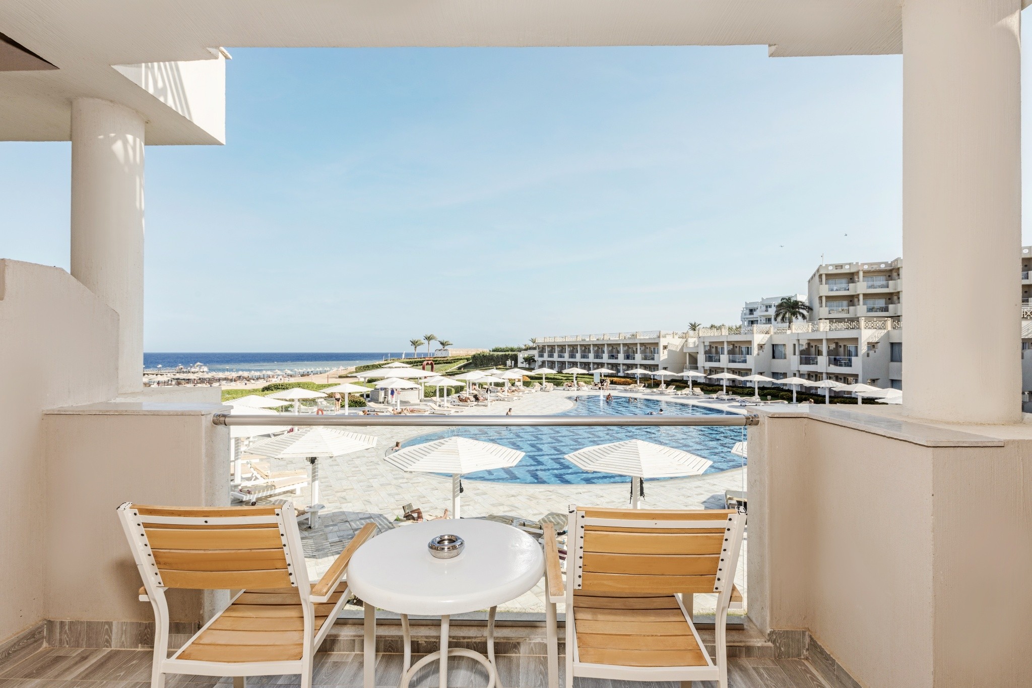 Sirena Beach Resort & Spa 14