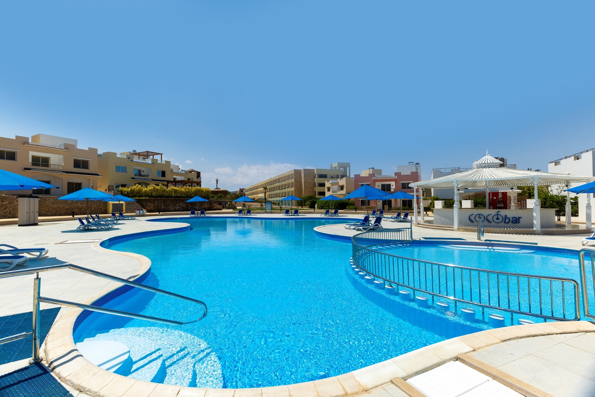 Amwaj Oyoun Resort