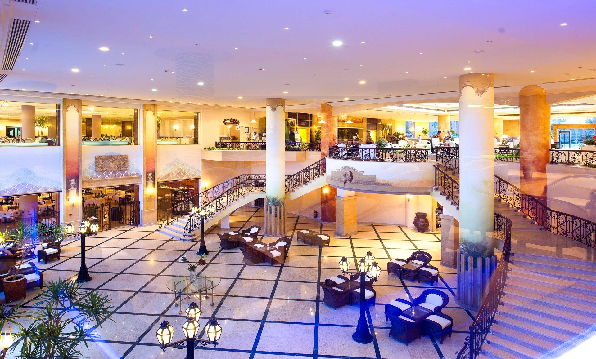 Amwaj Oyoun Resort 13