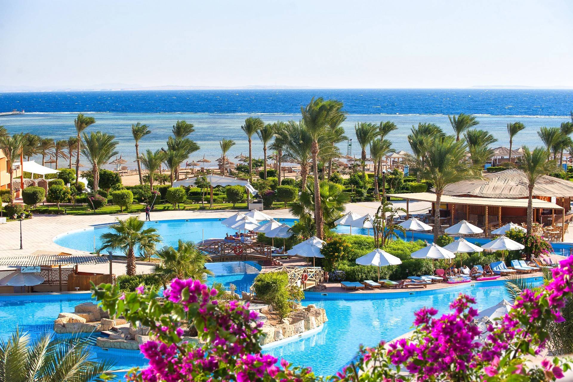 Amwaj Oyoun Resort