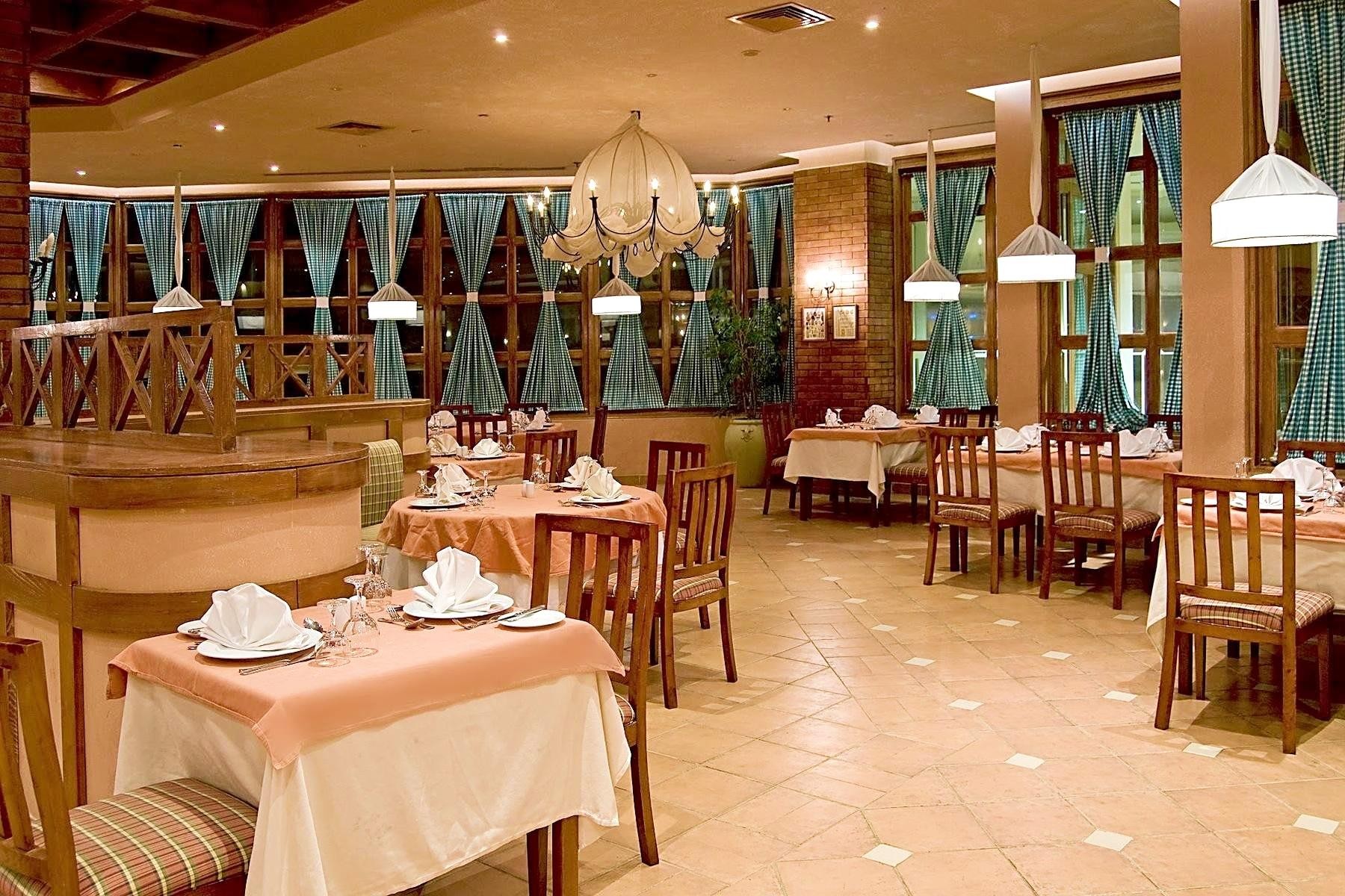 Aurora Oriental Resort 22