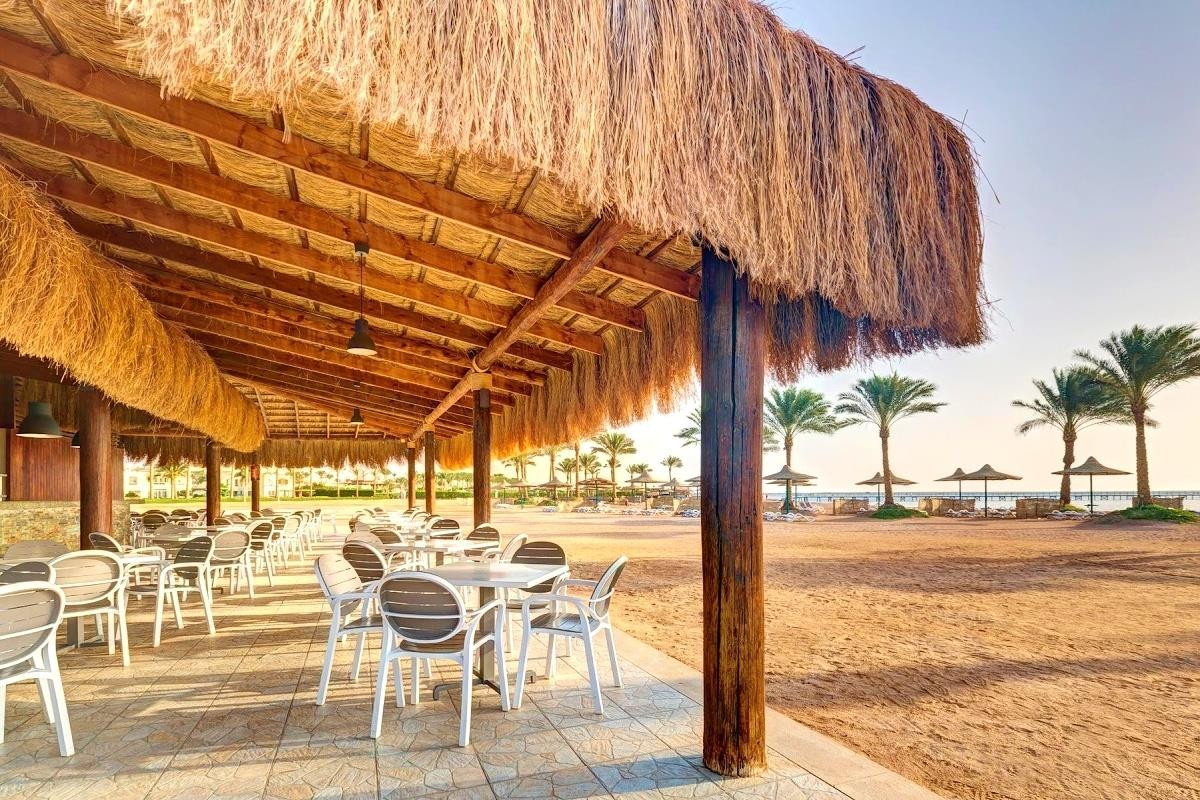 Aurora Oriental Resort 24