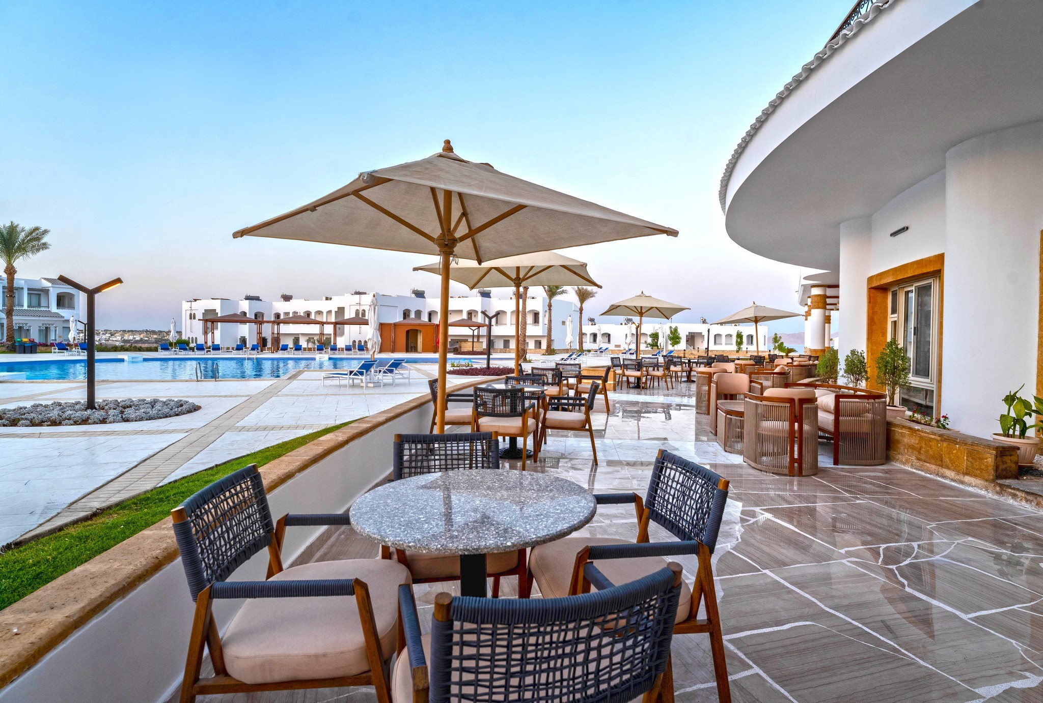 Invidia Coral Beach Tiran 9