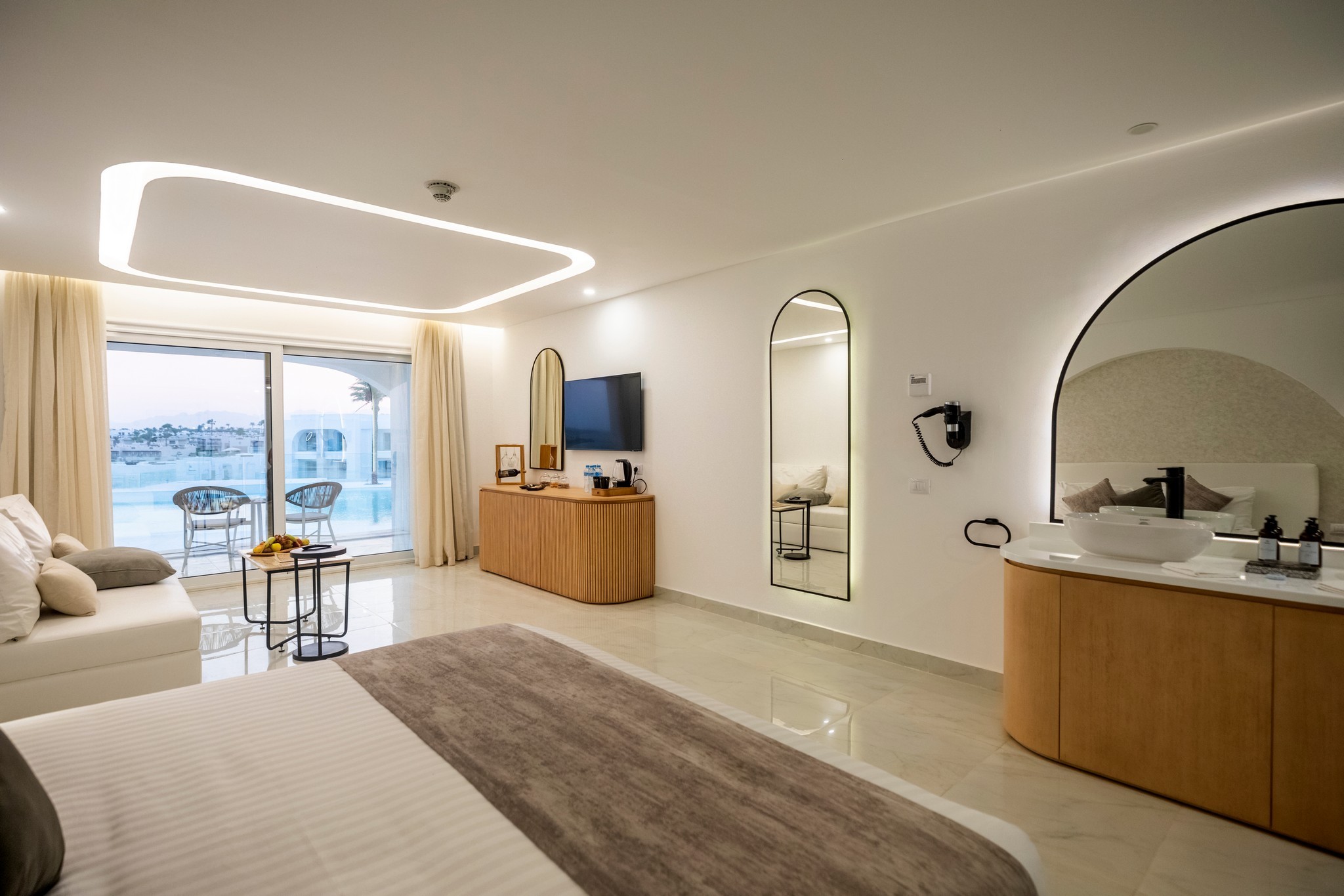 Sunrise White Hills Resort 8