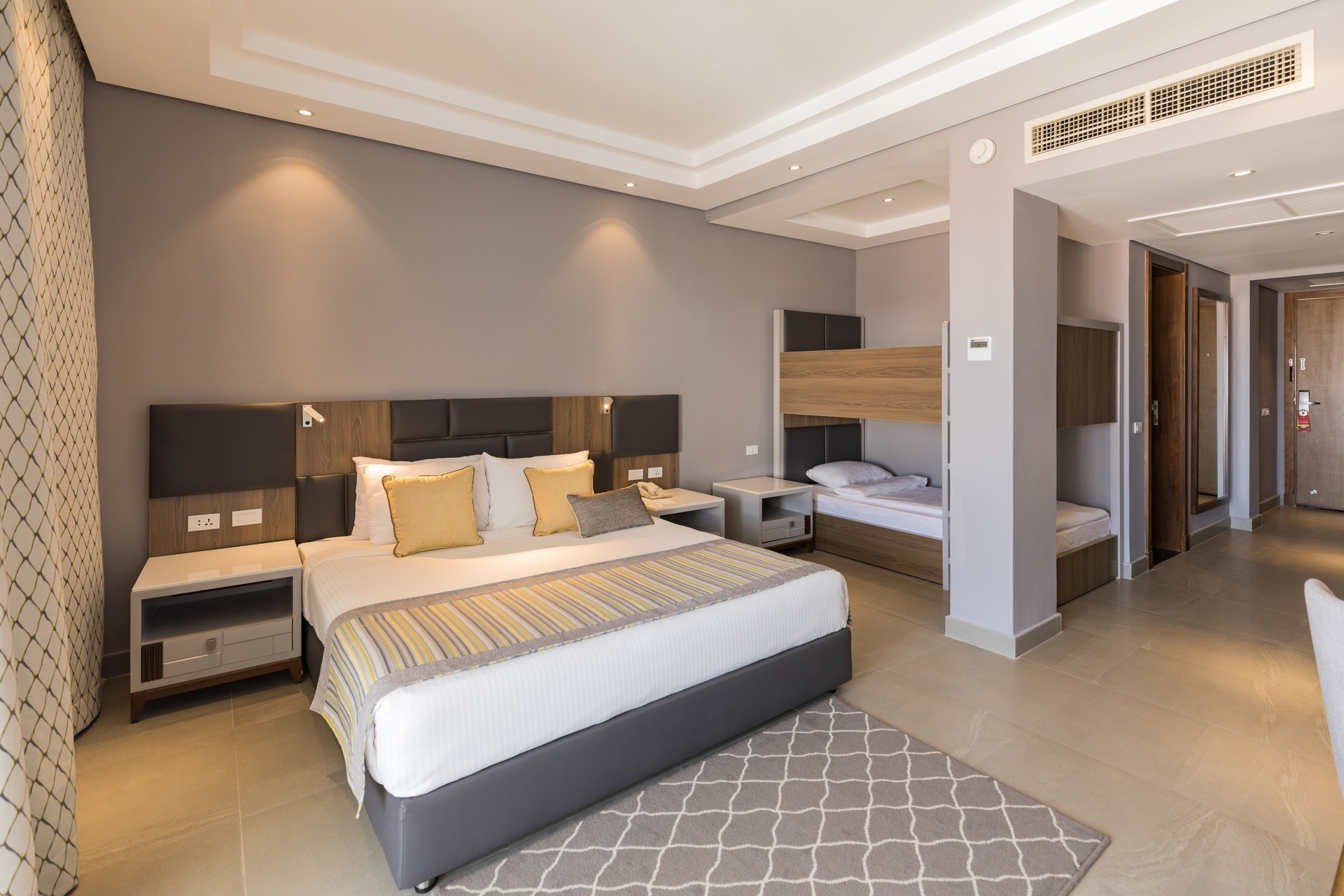 Sunrise Diamond Beach Resort 10