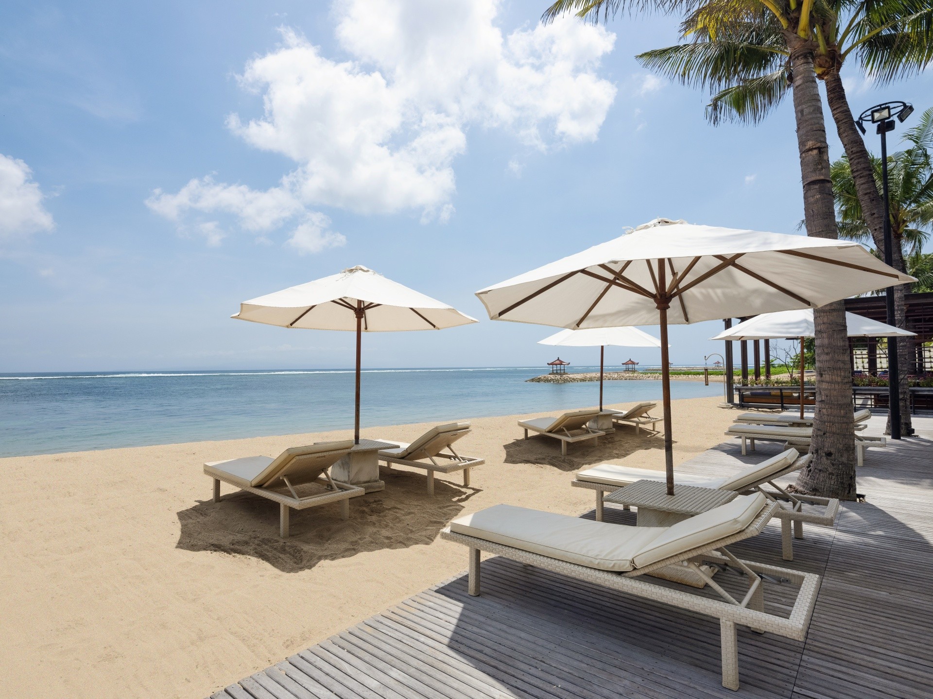 Griya Santrian, A Beach Resort & Spa 11