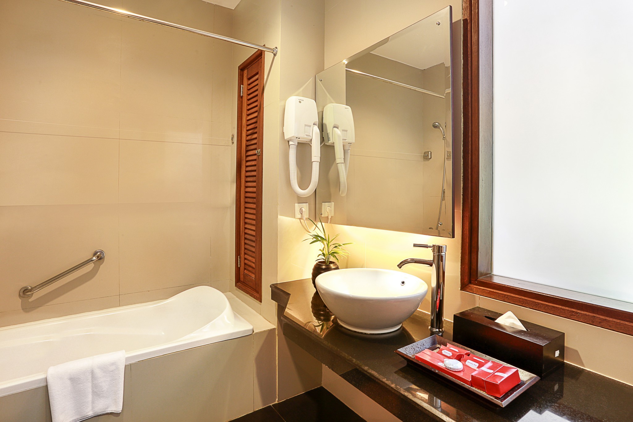 Respati Beach Hotel 11