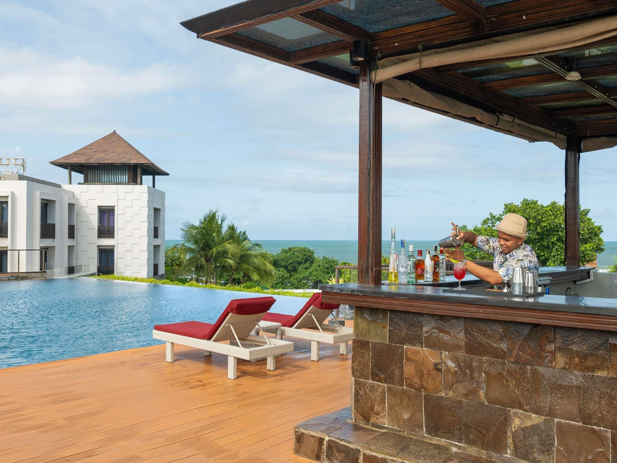 Pullman Bali Legian Beach