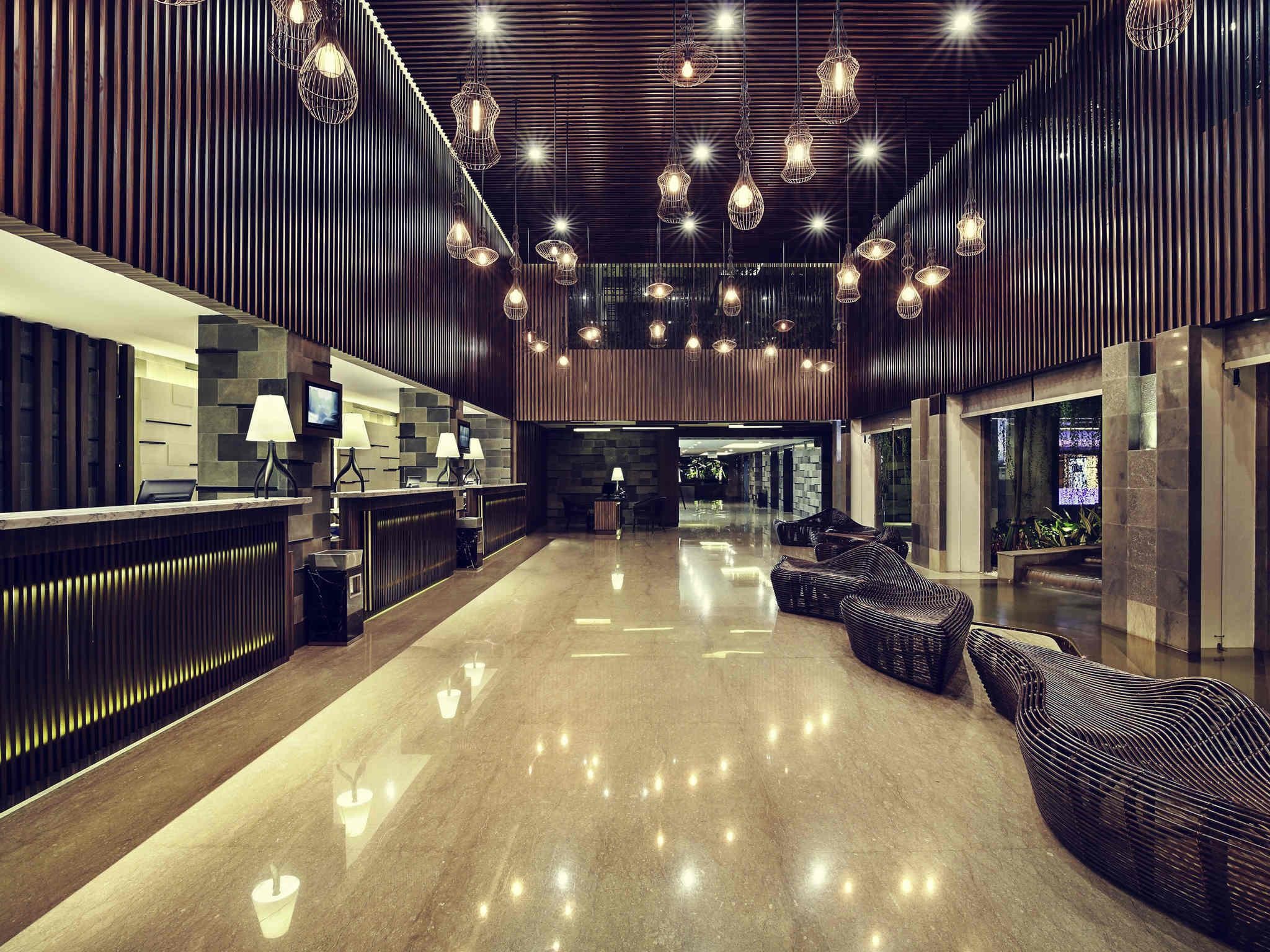 Mercure Bali Legian 22