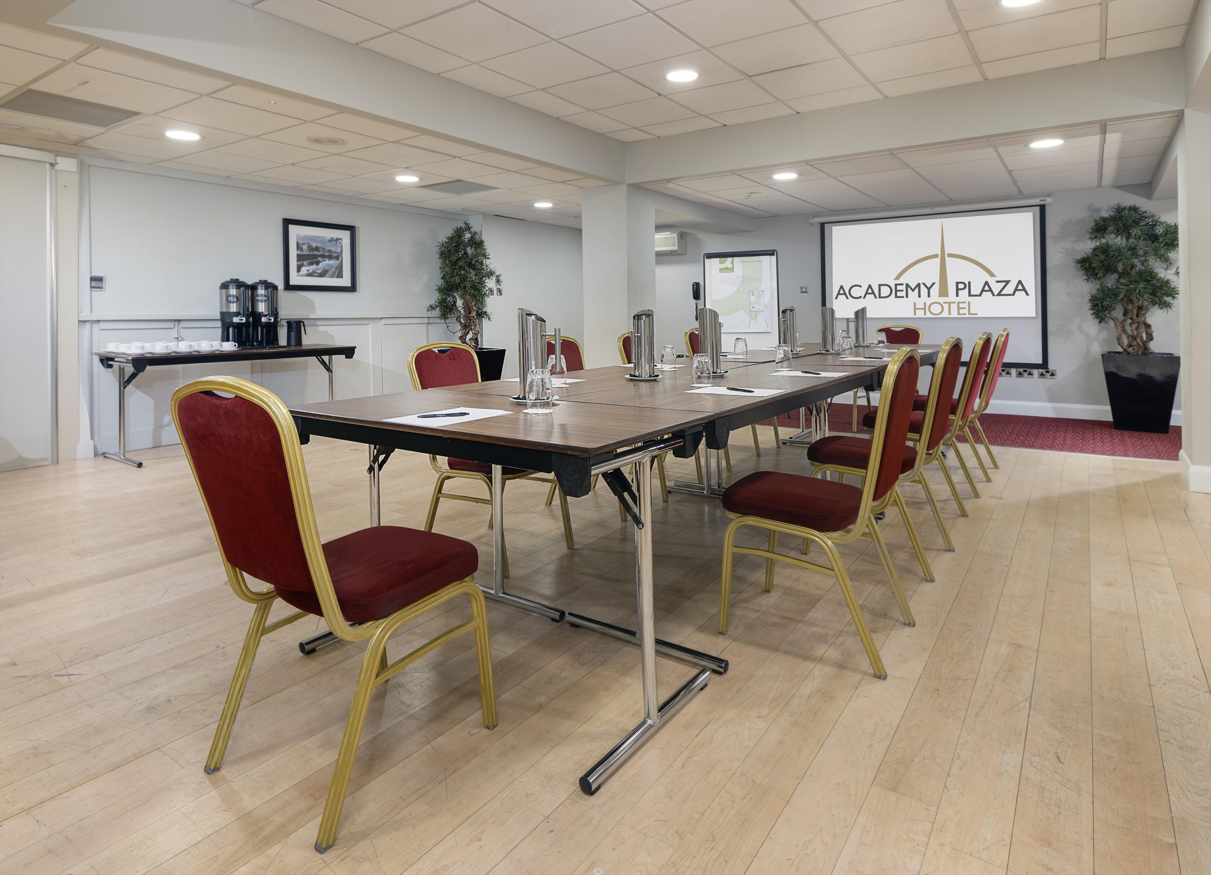 Academy Plaza Hotel 7