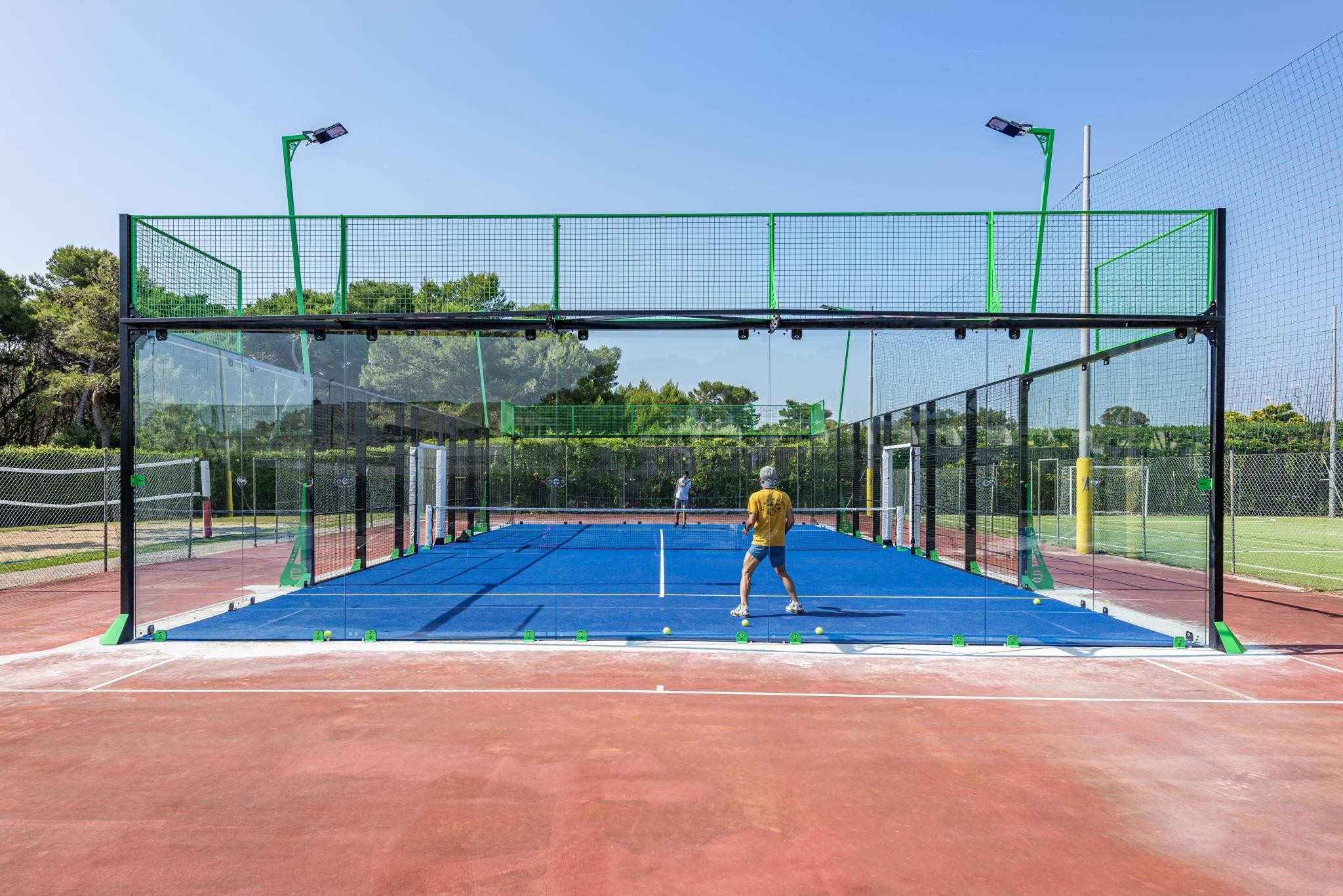 VOI Daniela Essentia 31