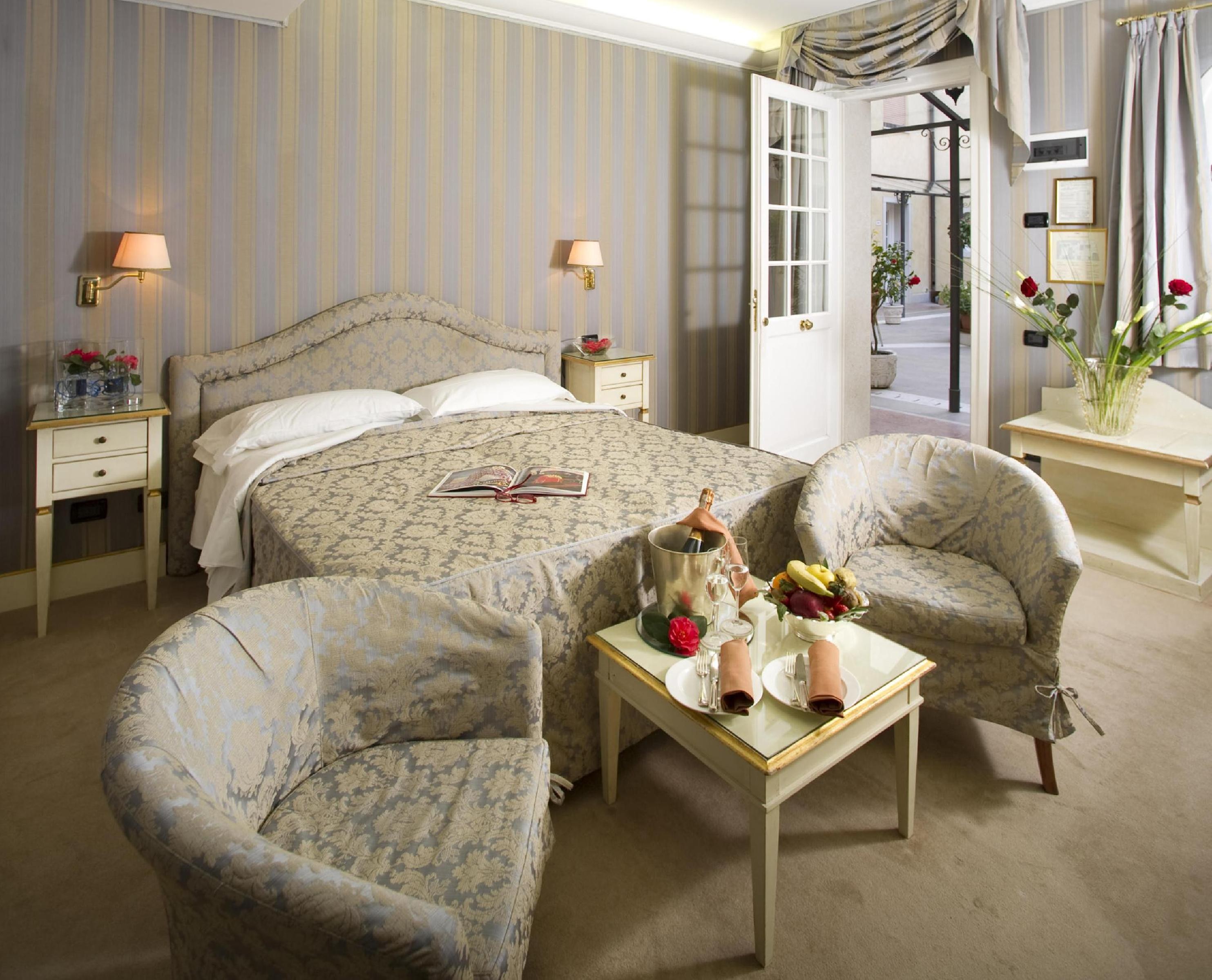 Carlton on the Grand Canal