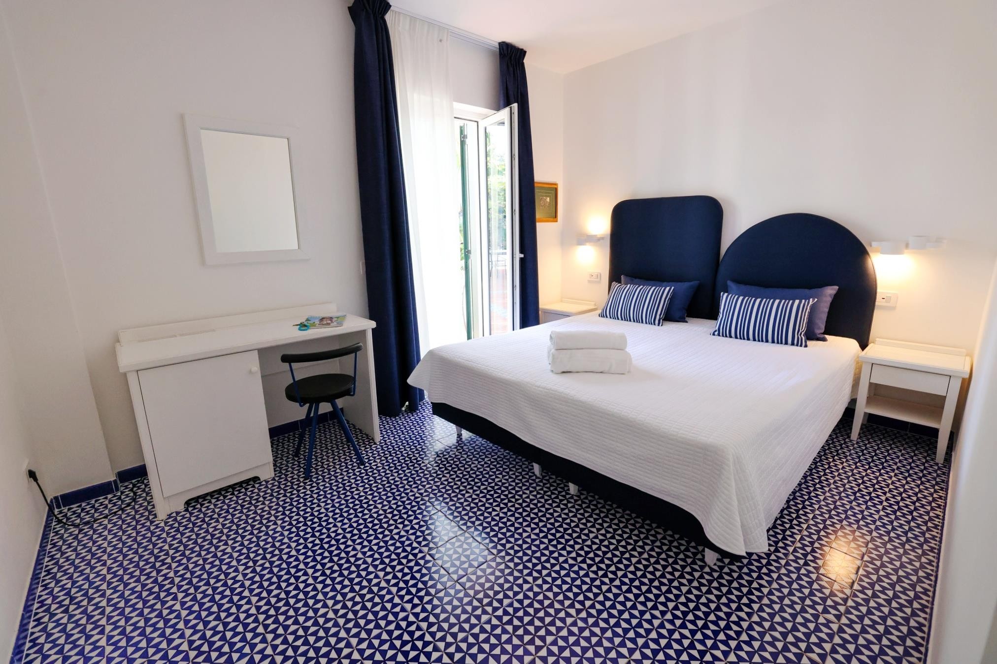 Ideal, boutique hotel 9