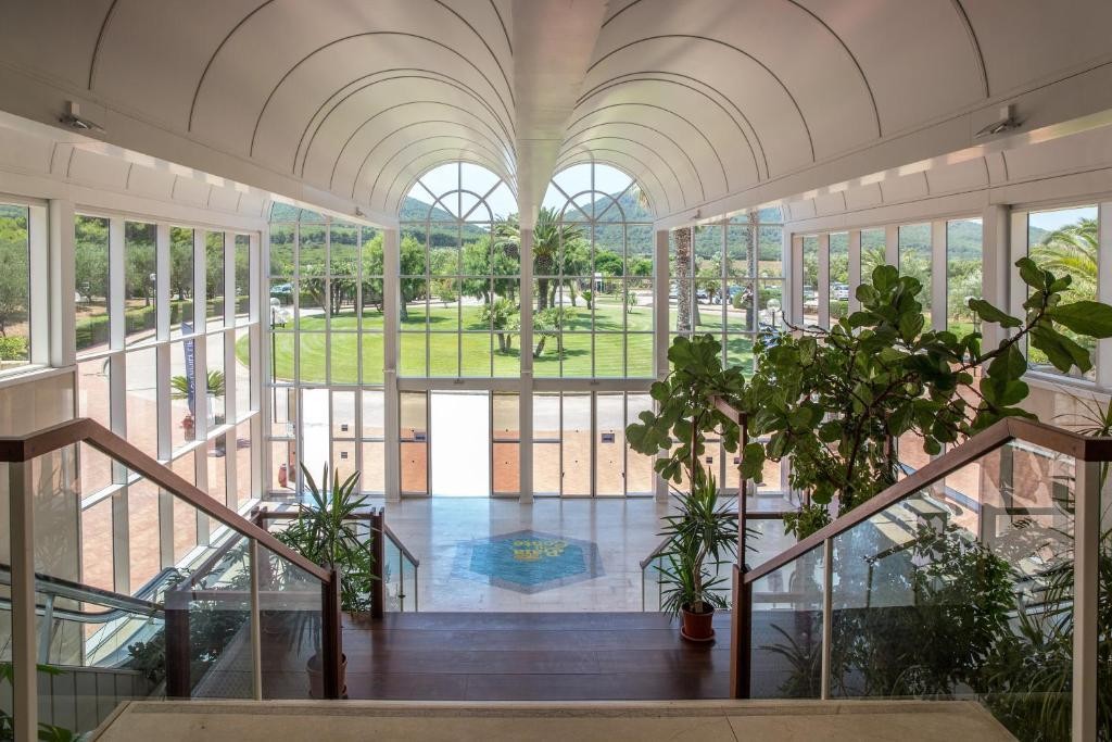 Hotel Baia di Conte 9