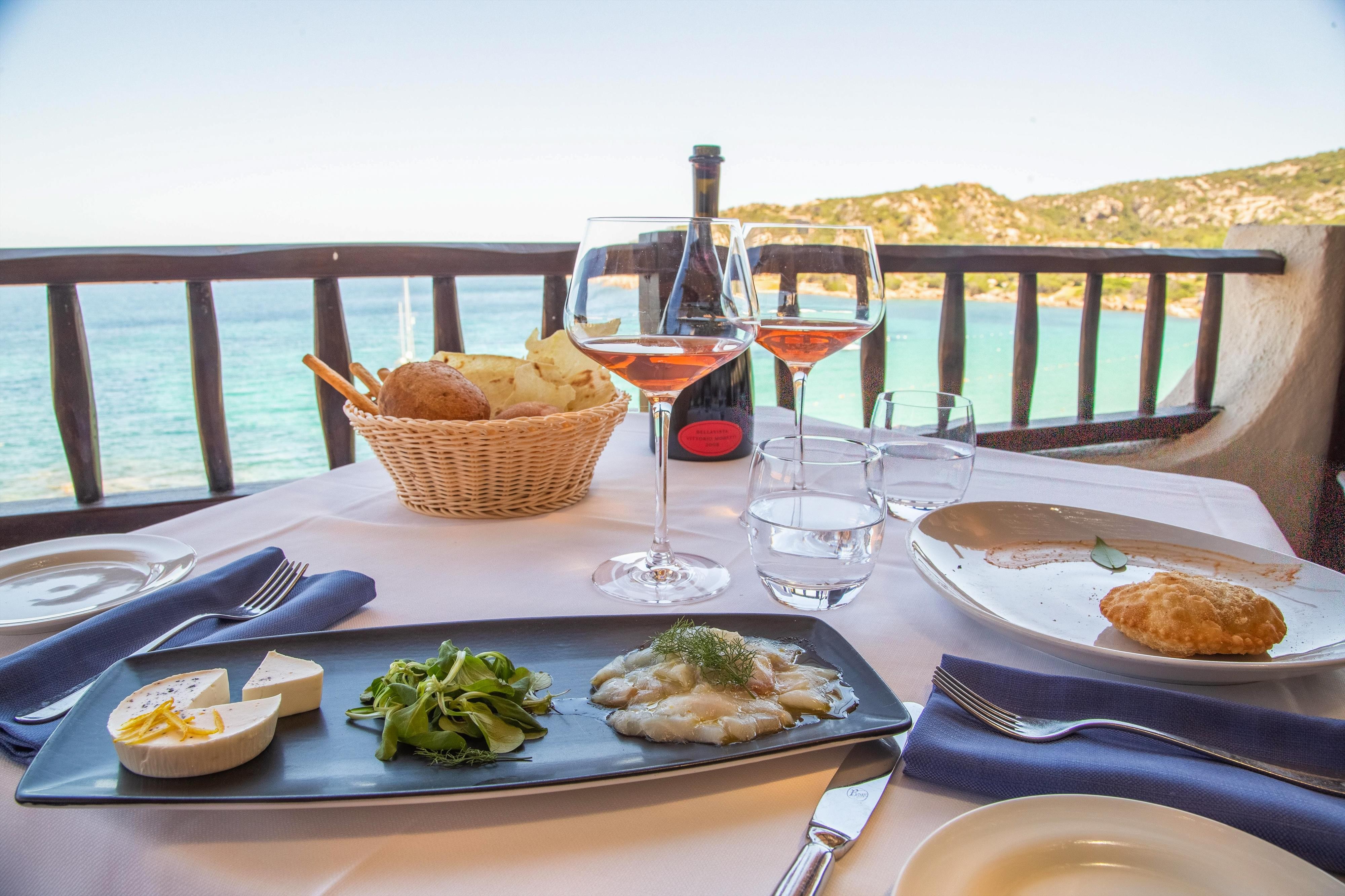 Club Hotel Baia Sardinia 8