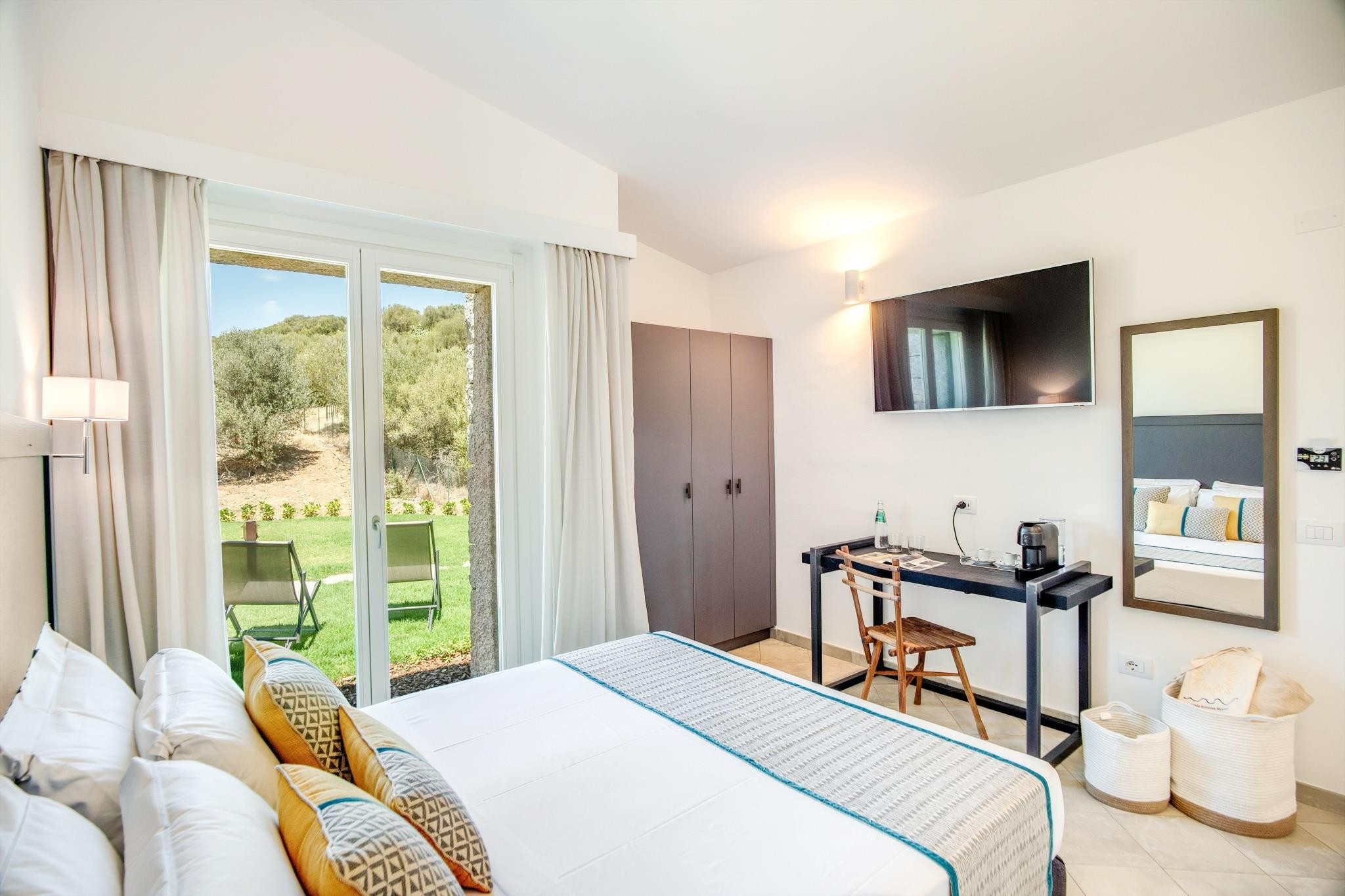 Cala Sinzias Resort 10